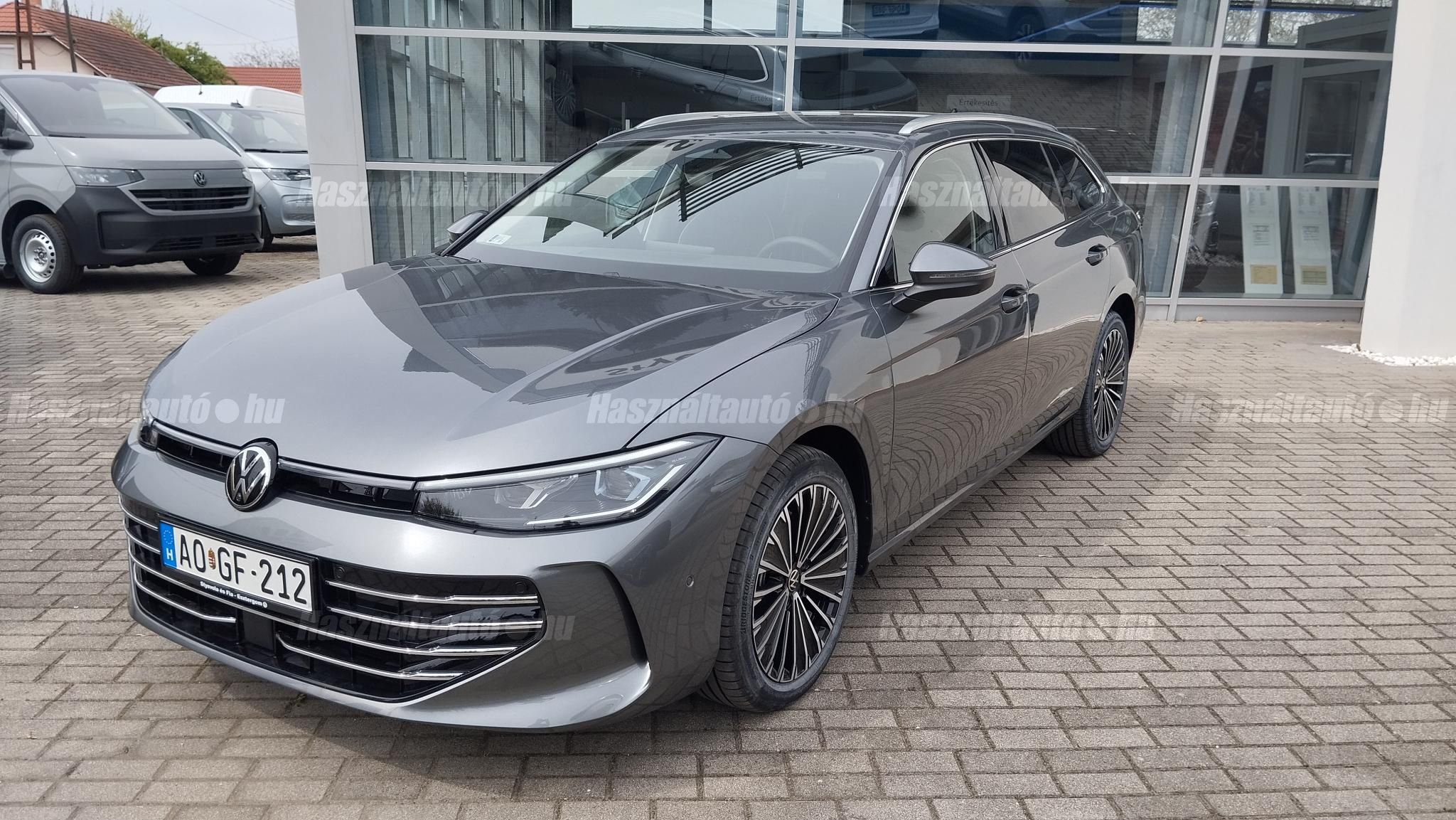 VOLKSWAGEN PASSAT 2025/10 - 1