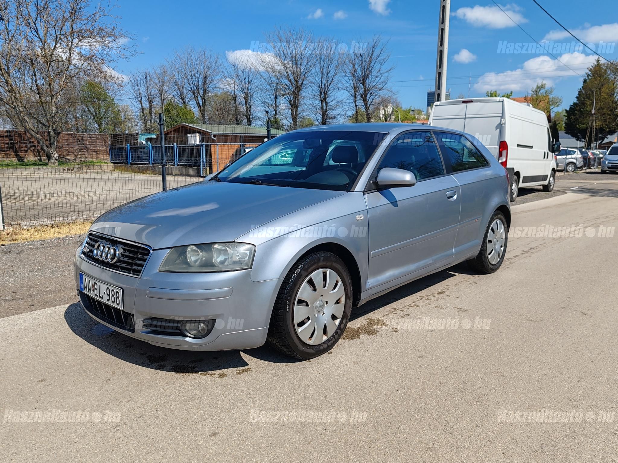 AUDI A3 2004/3 - 1