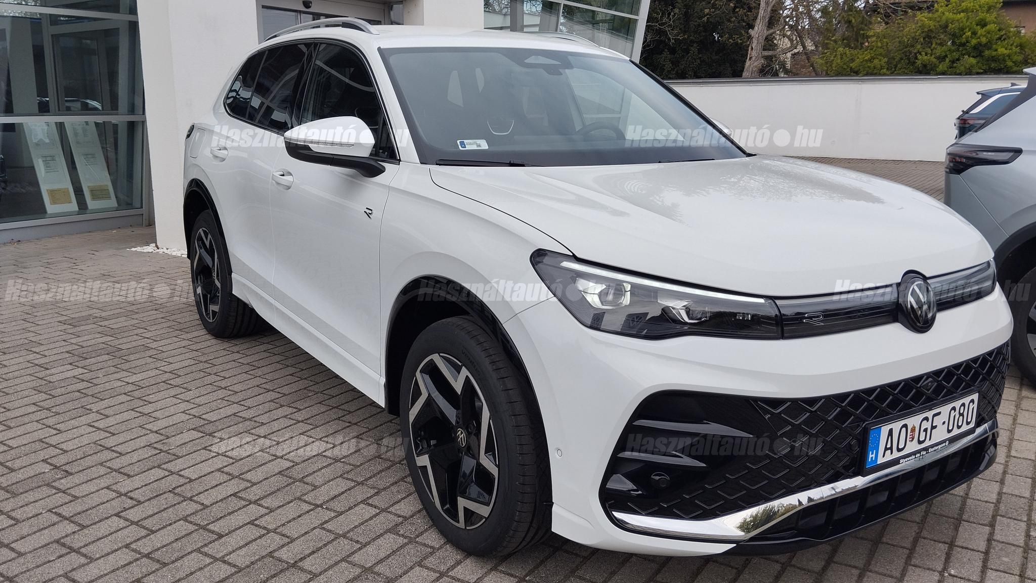 VOLKSWAGEN TIGUAN 2025/10 - 1