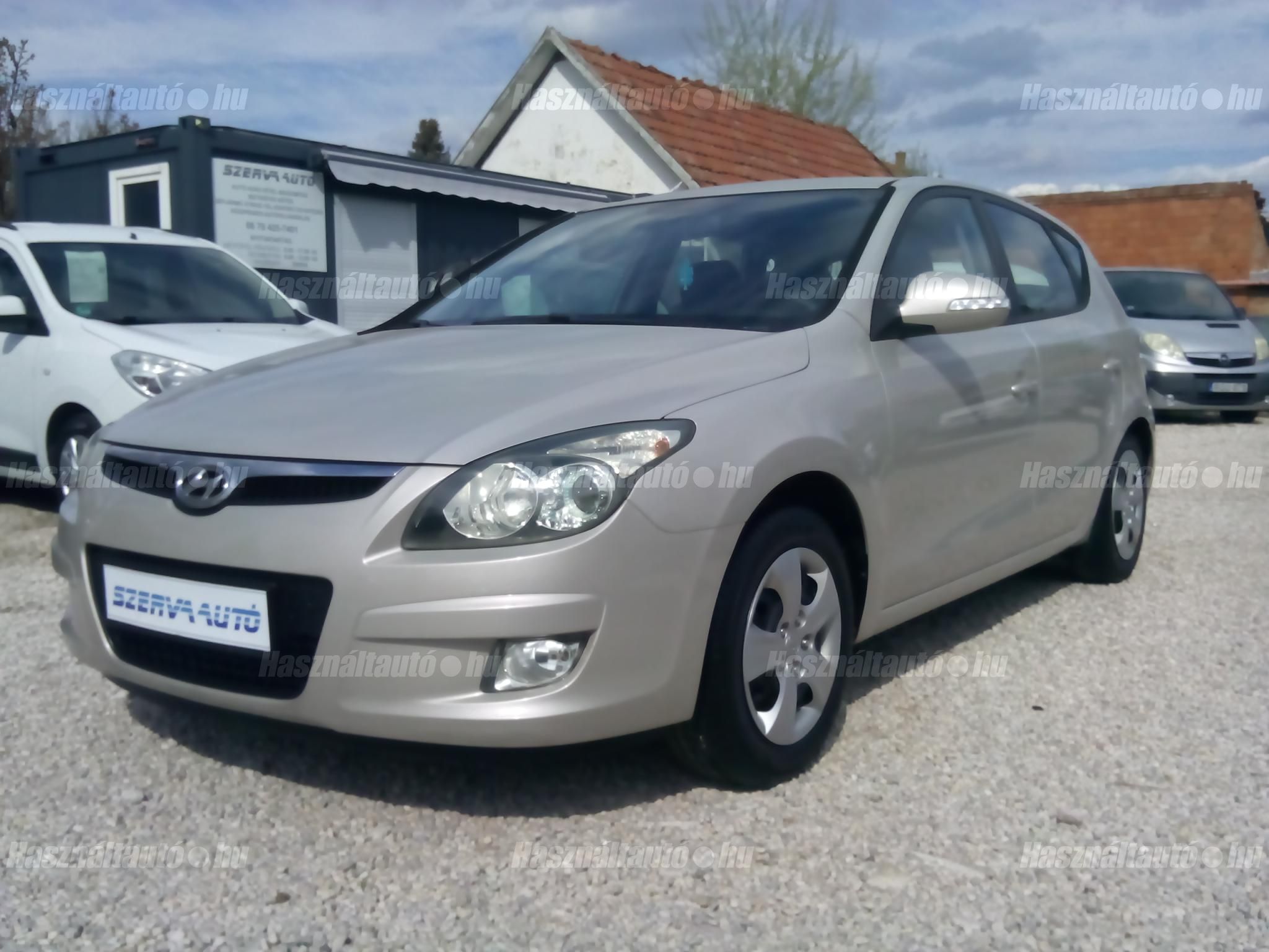 HYUNDAI I30 2009/5 - 1