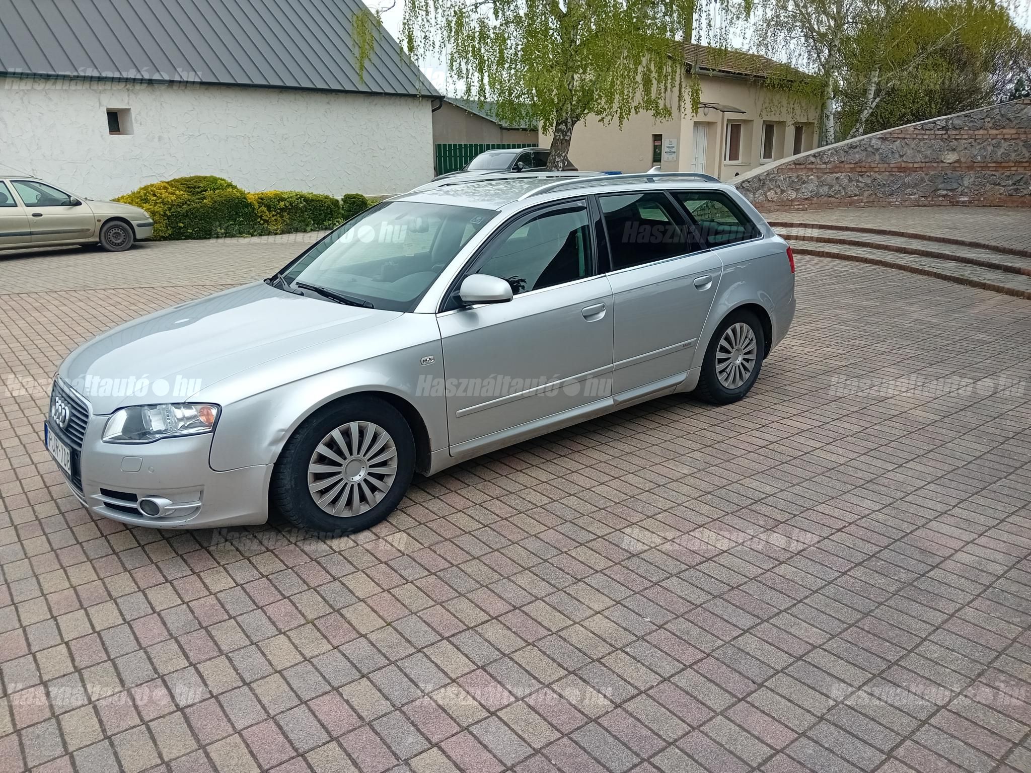 AUDI A4 2006/6 - 1