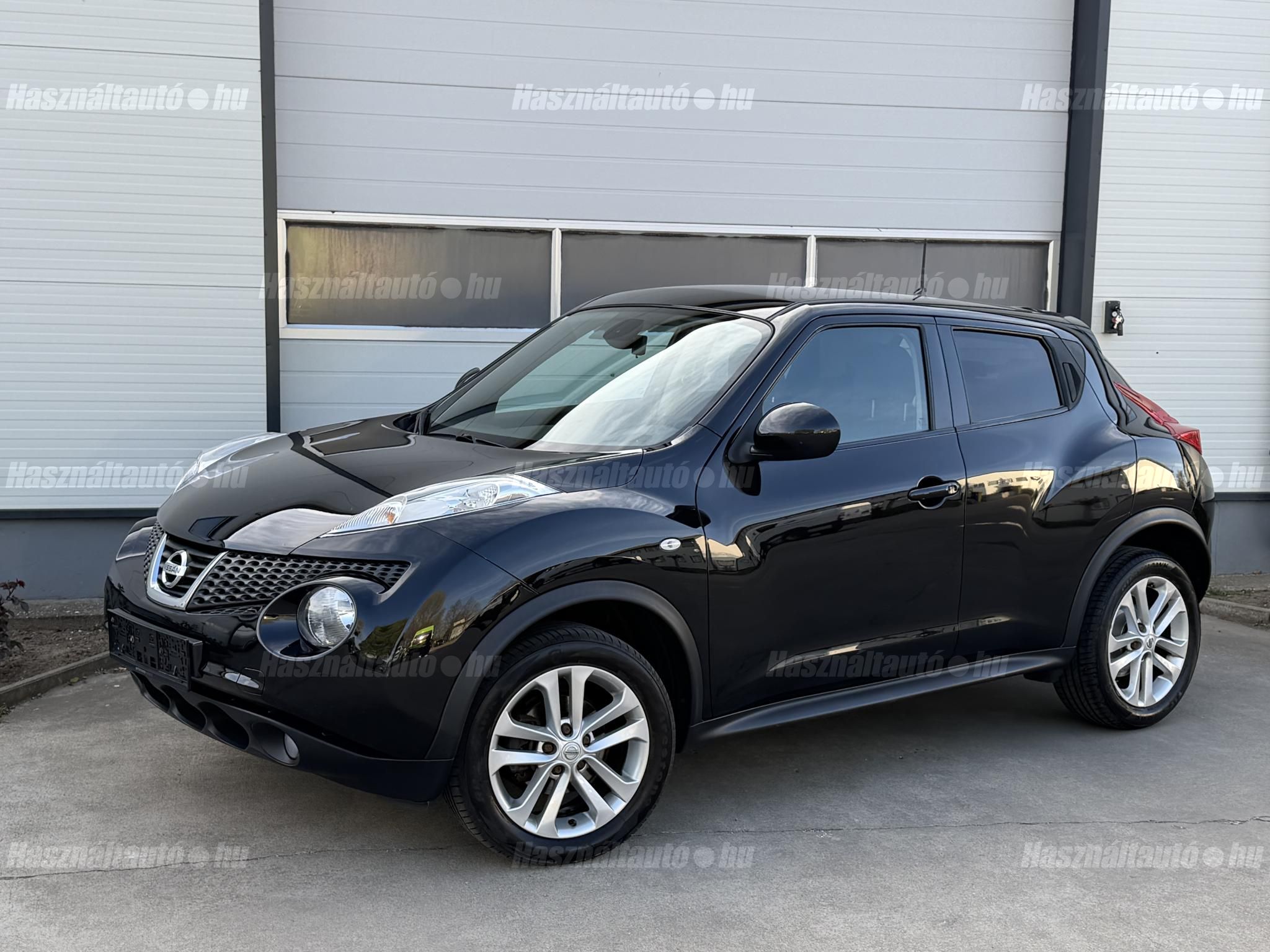 NISSAN JUKE 2012/3 - 1