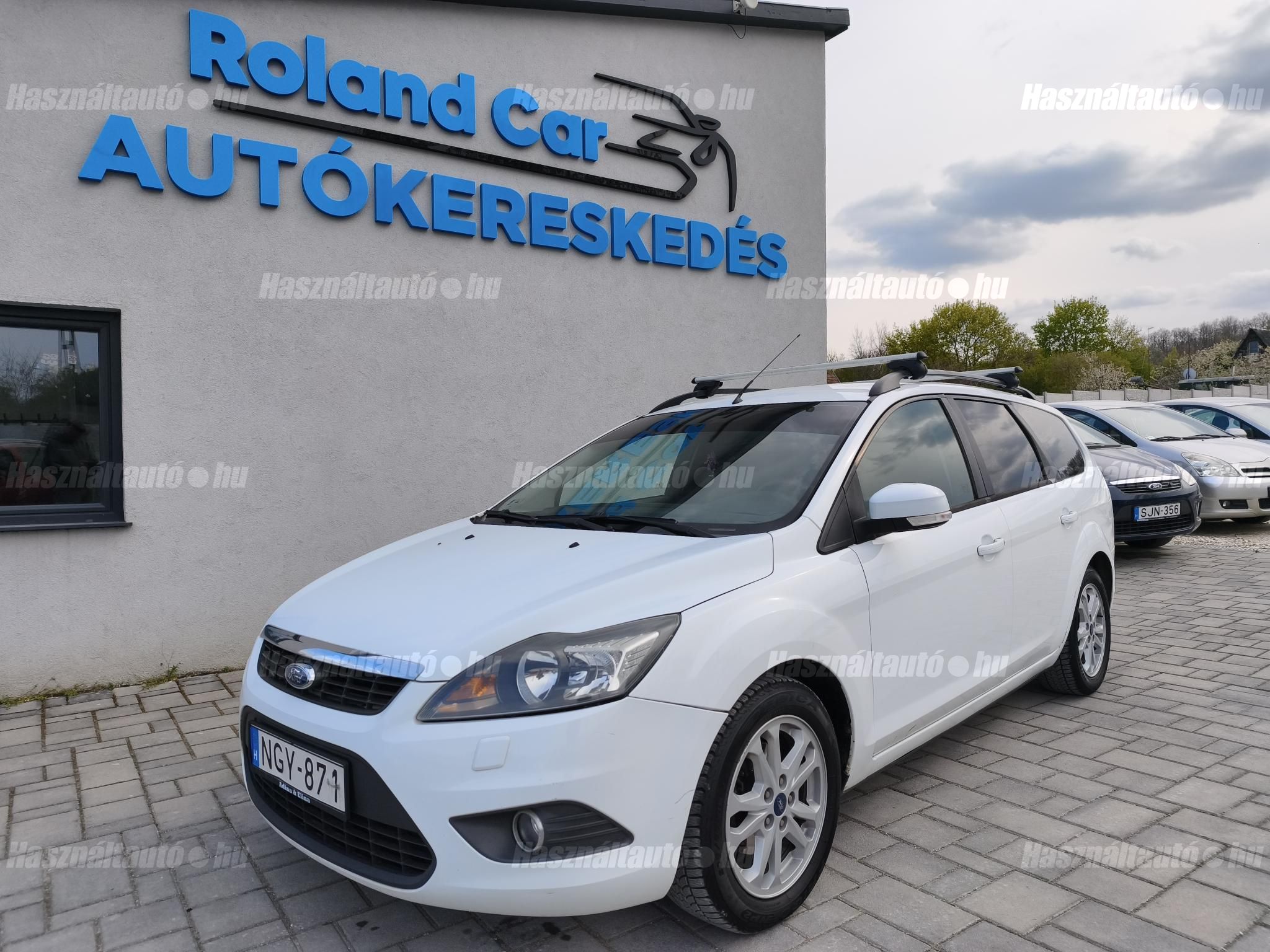 FORD FOCUS 2010/3 - 1