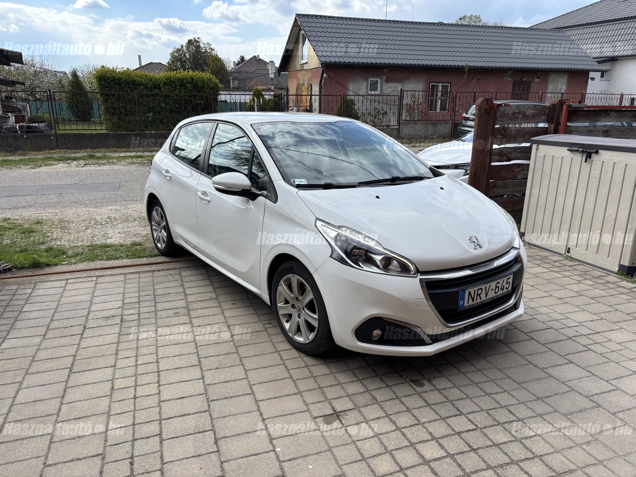 PEUGEOT 208 2016/5 - 1