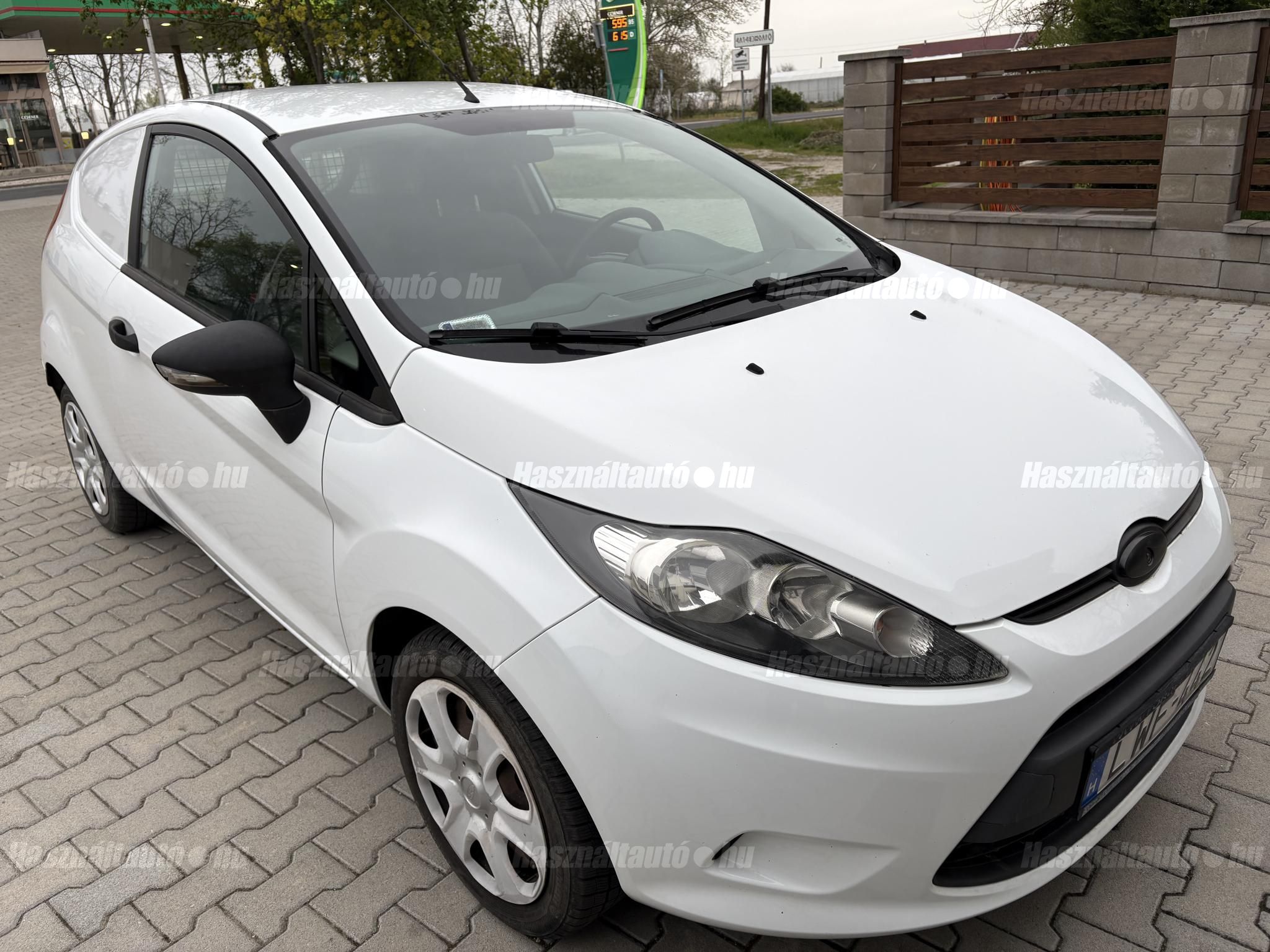 FORD FIESTA 2011/4 - 1