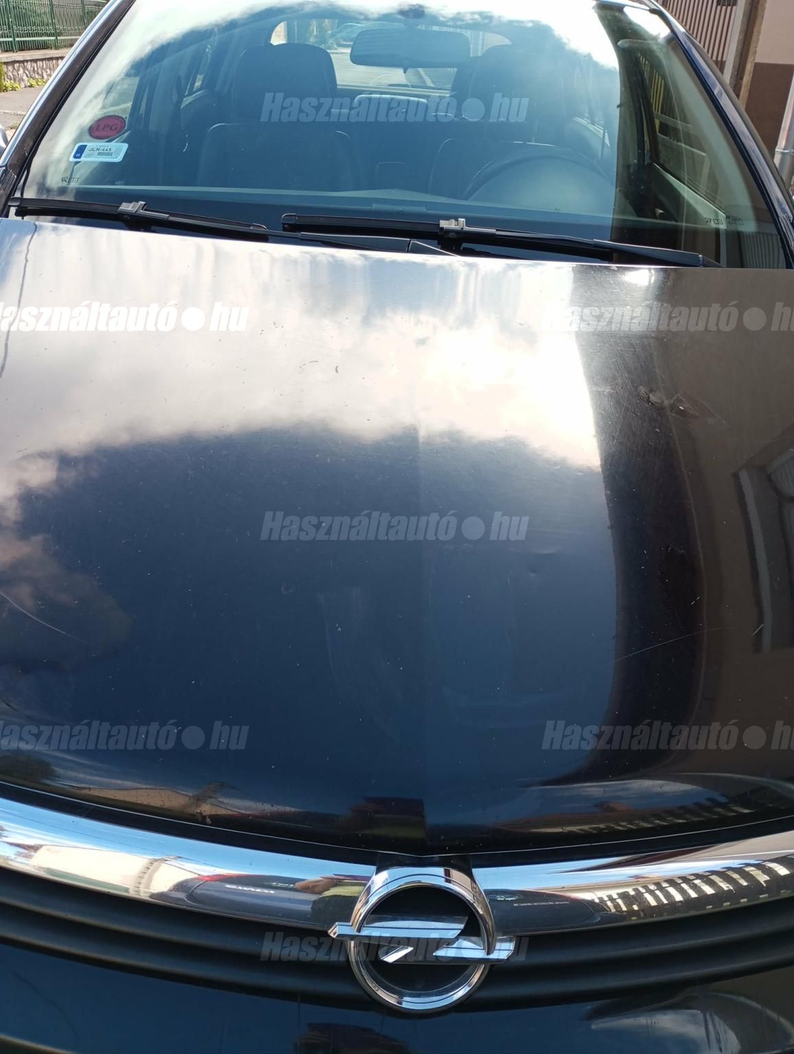 OPEL ASTRA H 2004/11 - 1