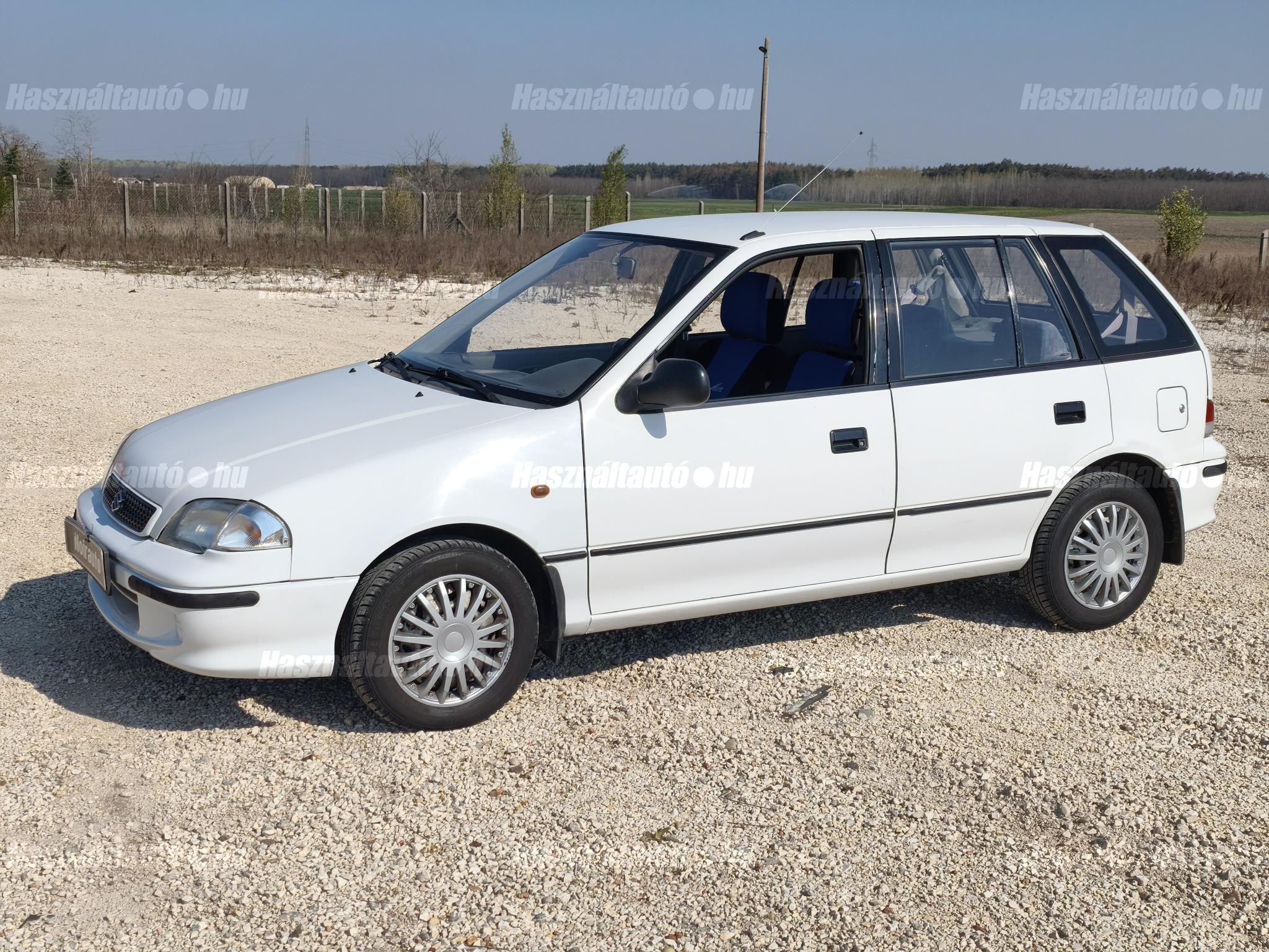 SUZUKI SWIFT 2002/3 - 1