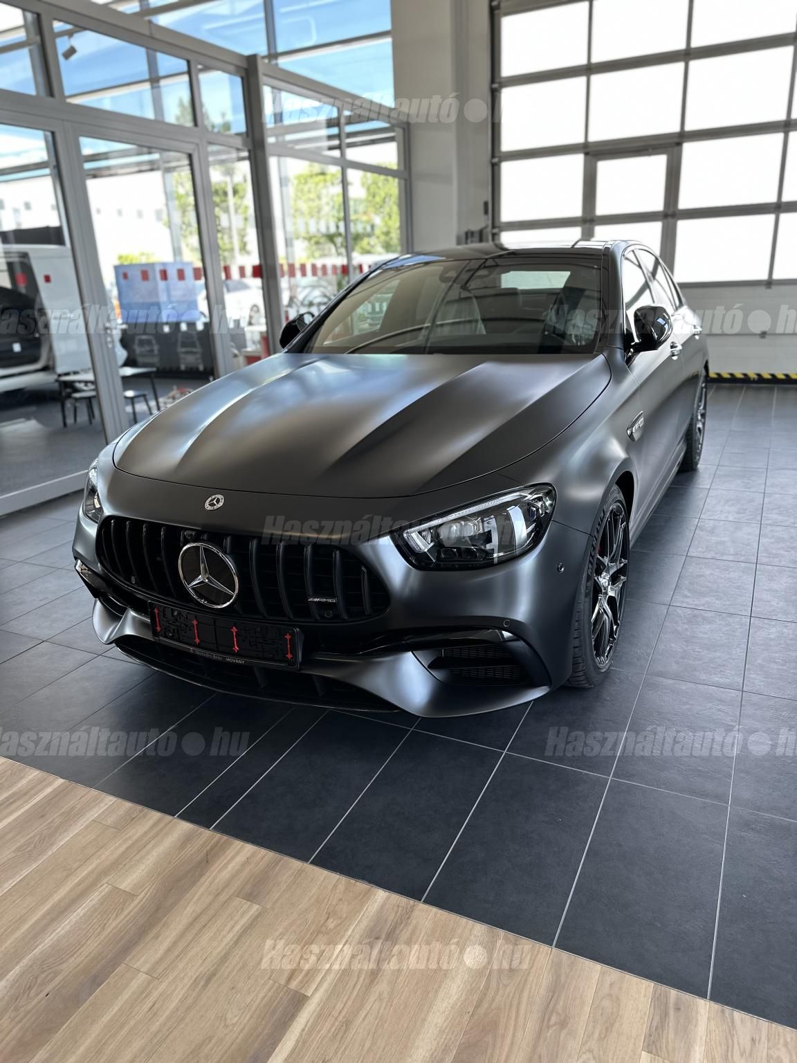MERCEDES-AMG E 63 2023/4 - 1