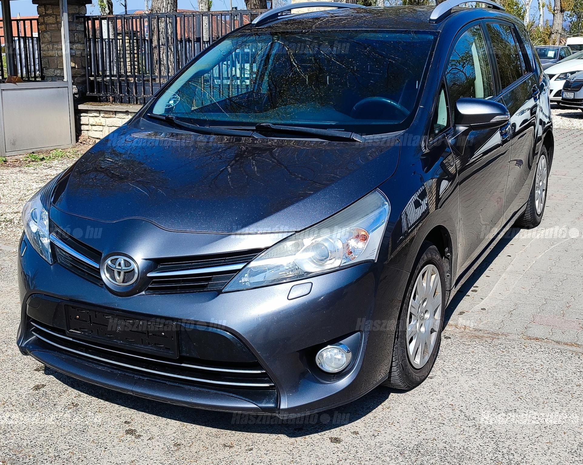 TOYOTA VERSO 2014/11 - 1