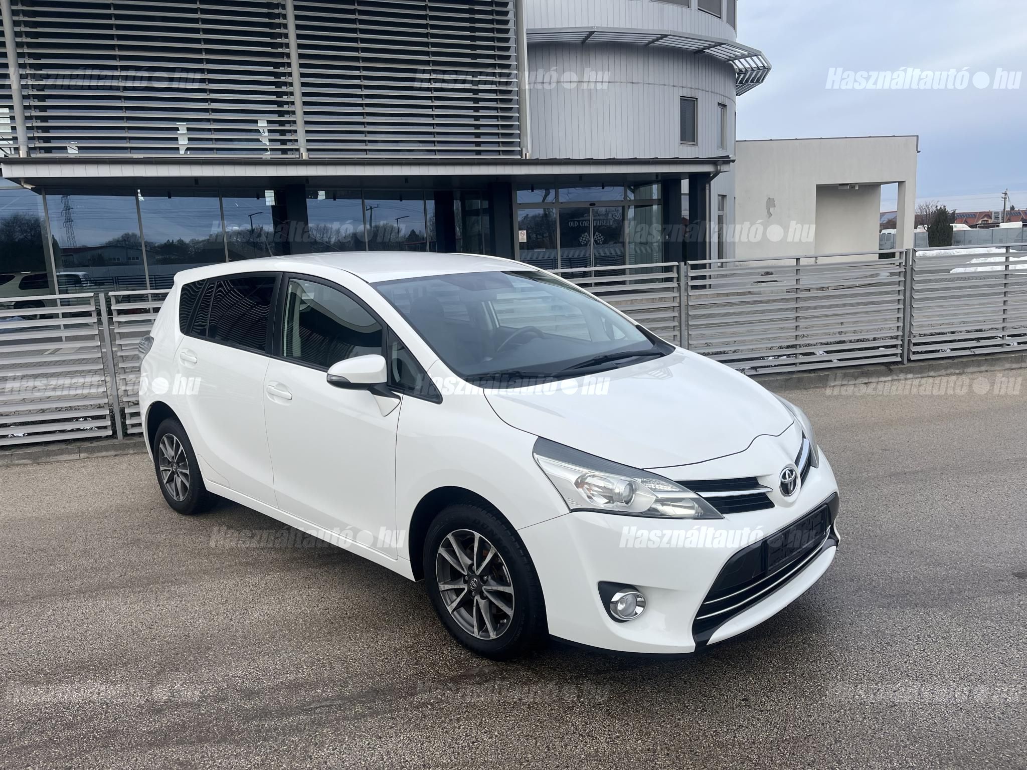 TOYOTA VERSO 2014/7 - 1