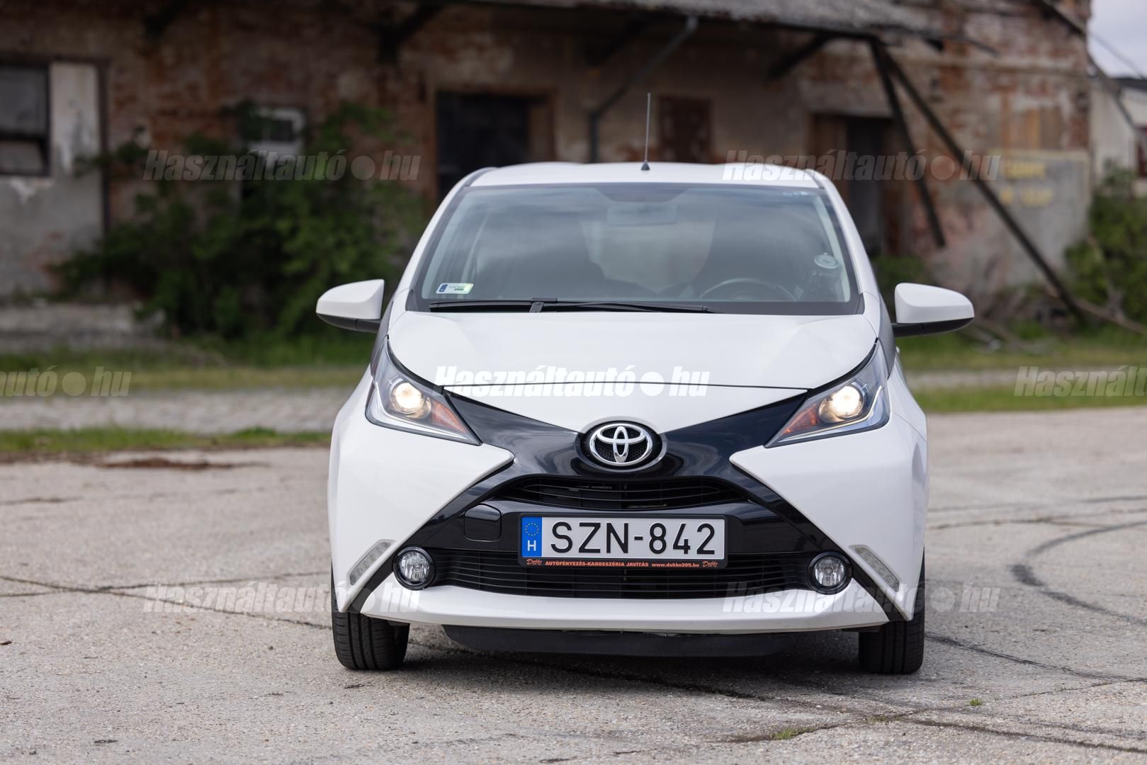 TOYOTA AYGO 2017/3 - 1