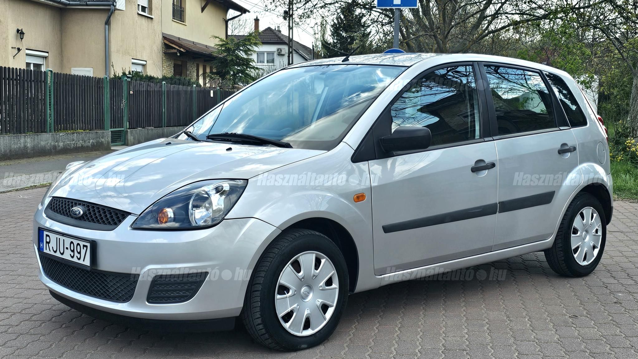 FORD FIESTA 2008/8 - 1