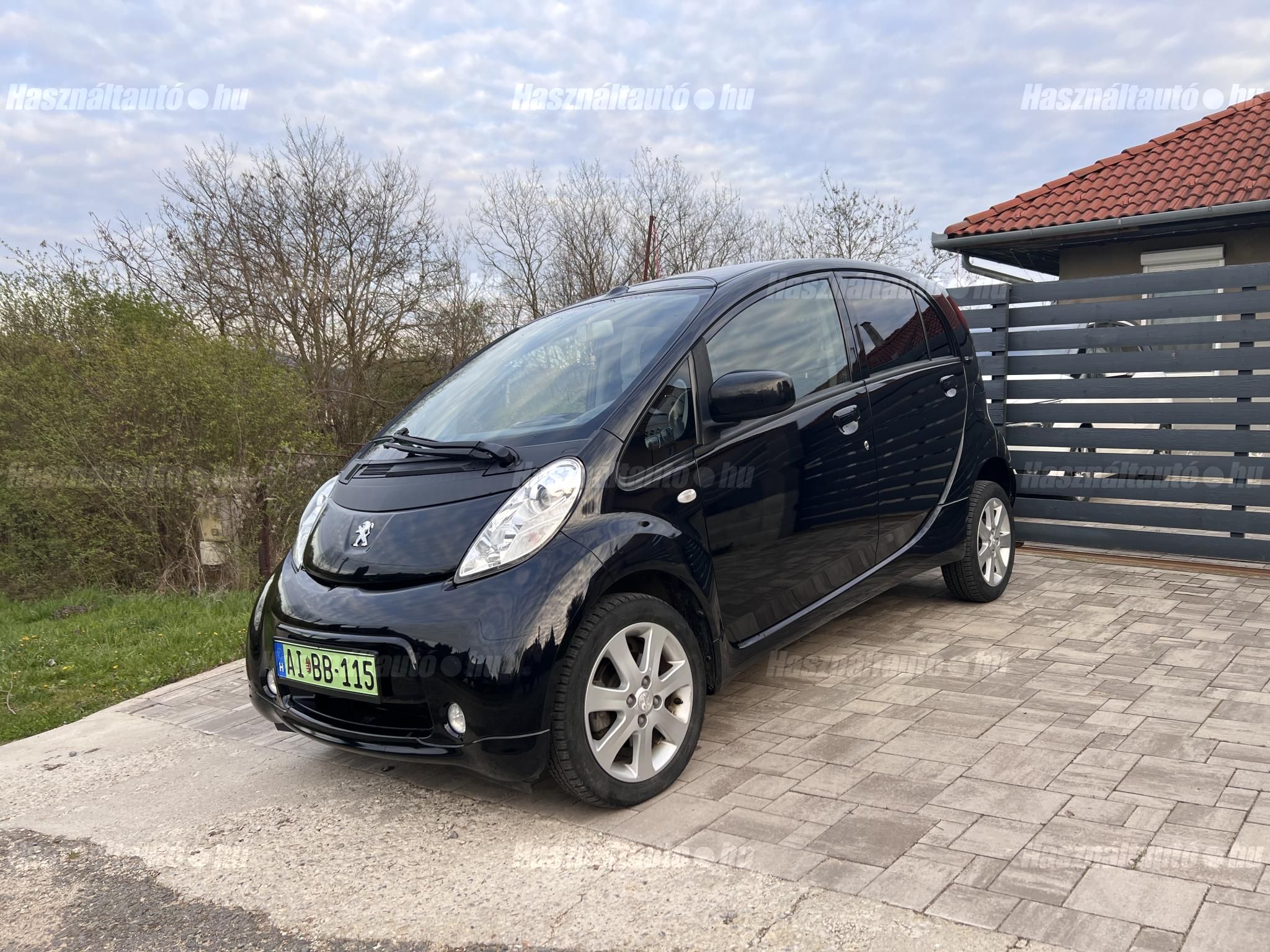 PEUGEOT ION 2012/3 - 1