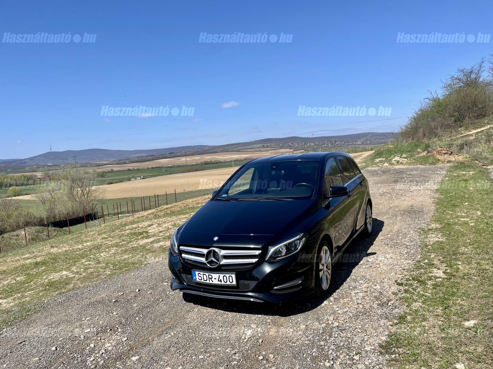 MERCEDES-BENZ B 180 2015 - 1