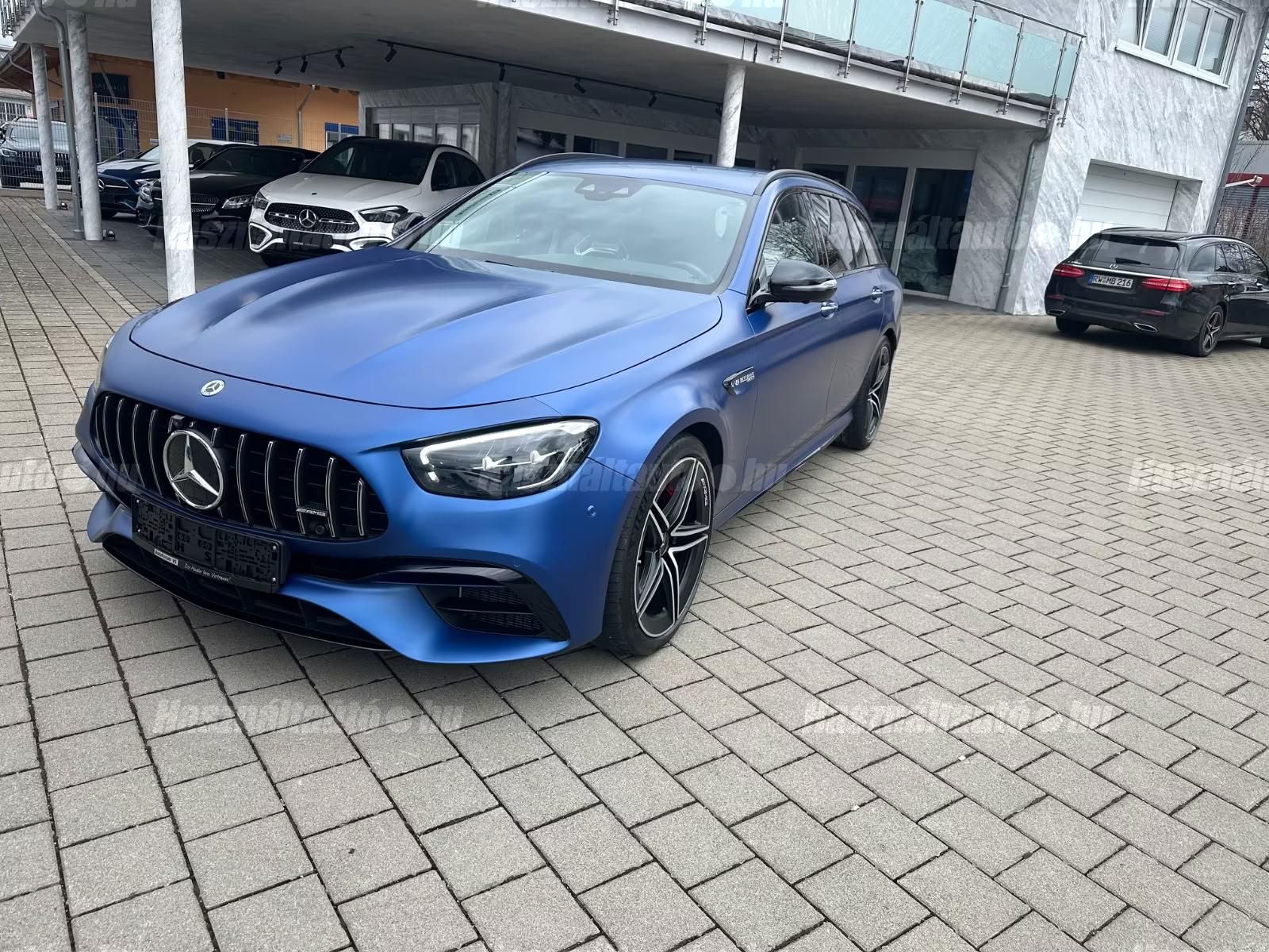MERCEDES-AMG E 63 2022/2 - 1