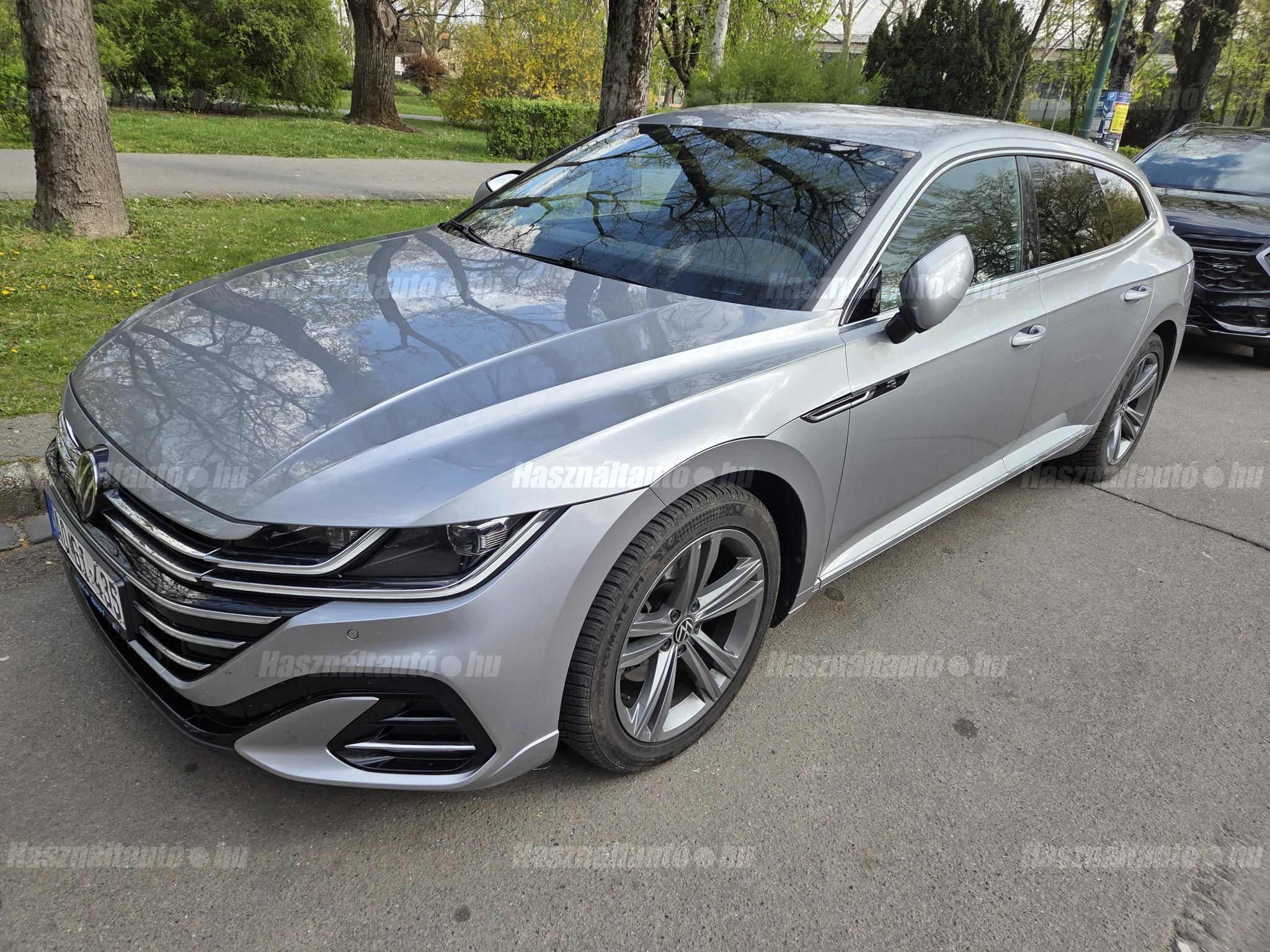 VOLKSWAGEN ARTEON 2023/4 - 1