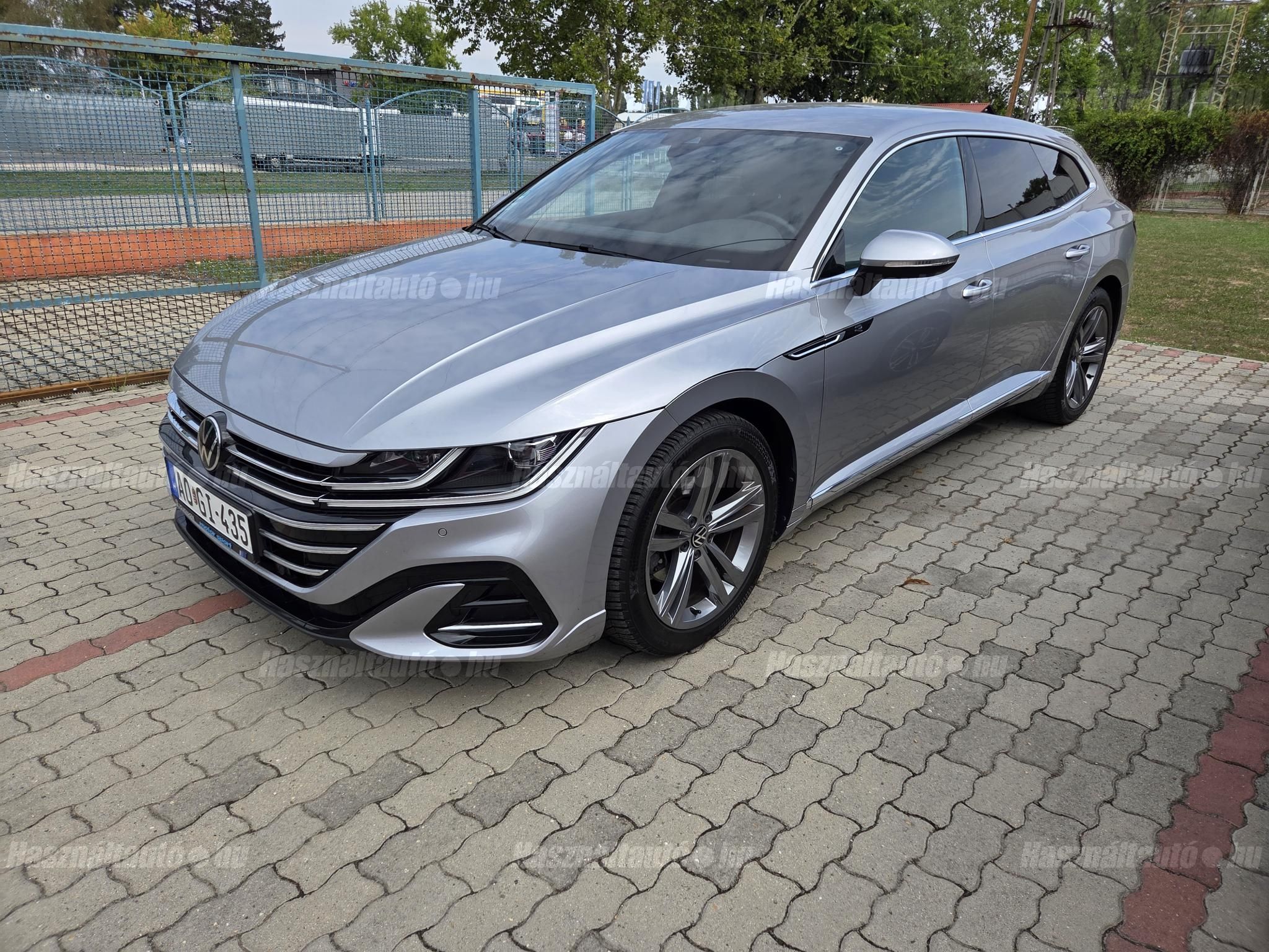 VOLKSWAGEN ARTEON 2023/4 - 1