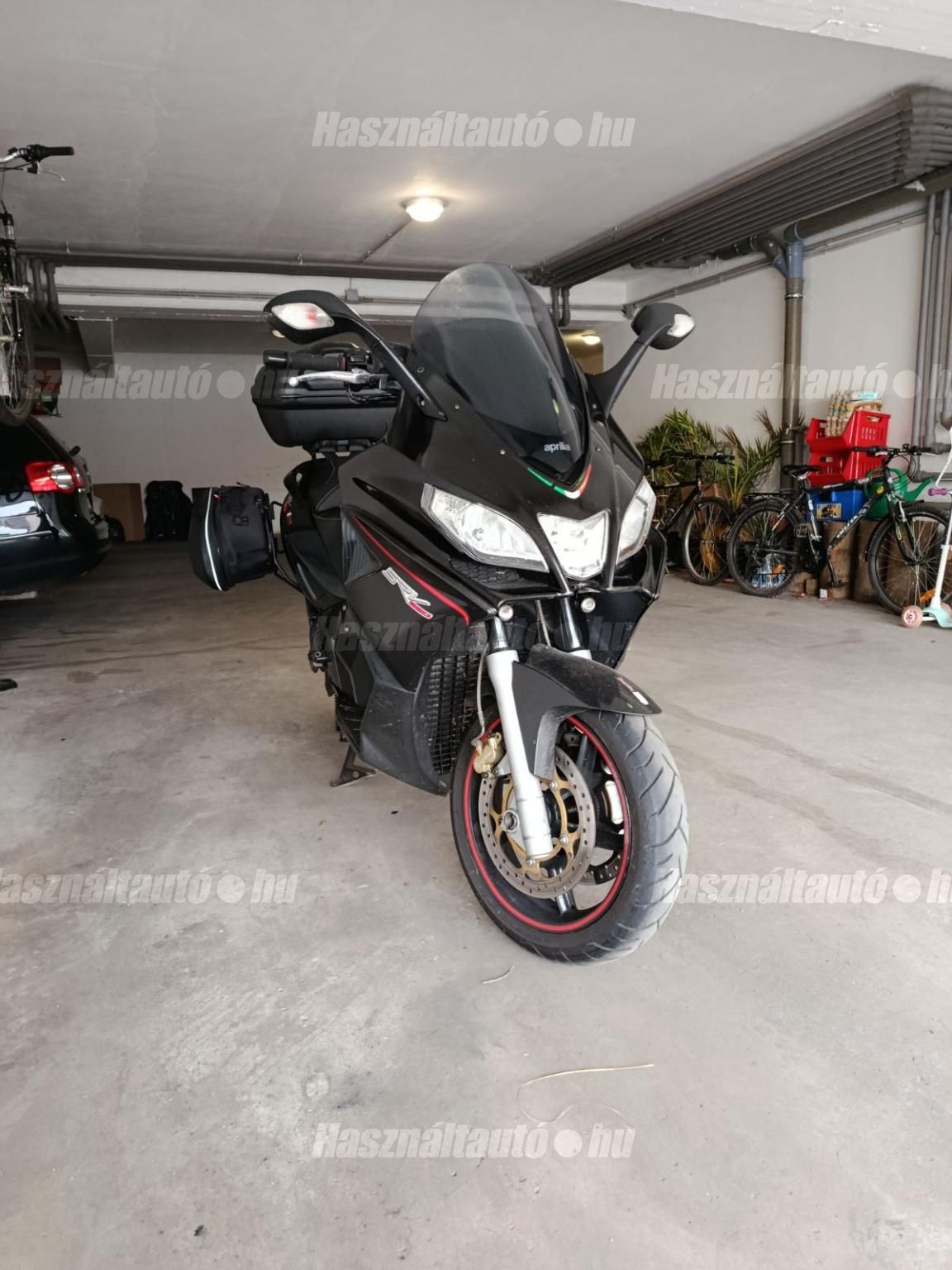 APRILIA SRV 850 2012/6 - 1