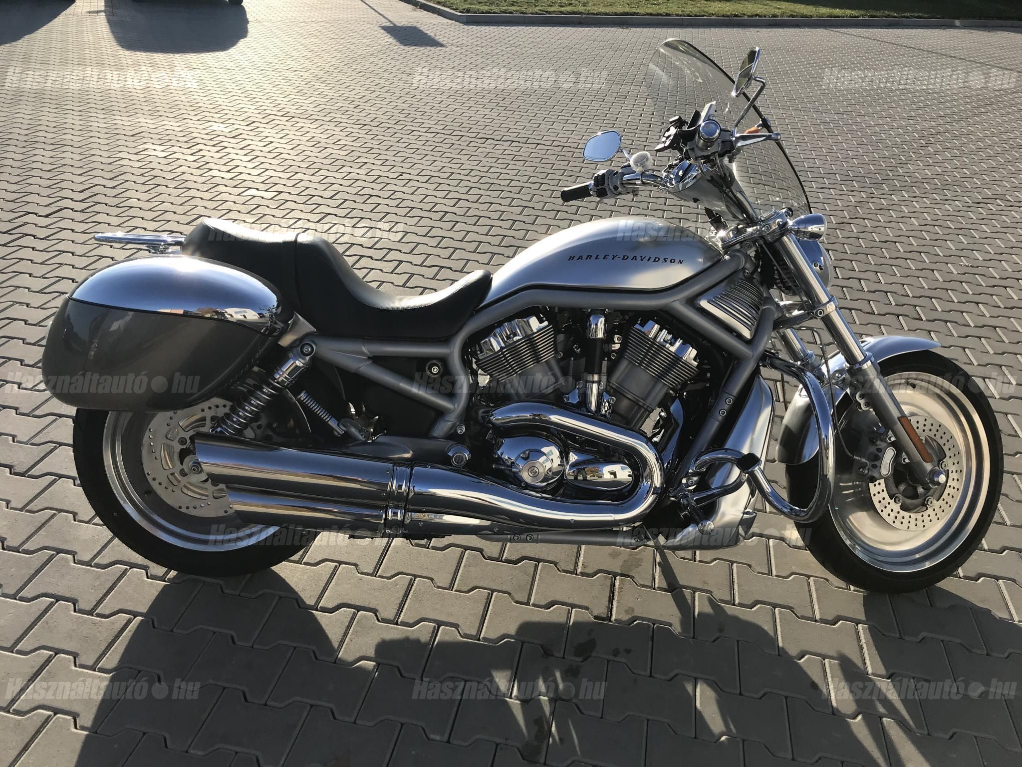 HARLEY-DAVIDSON V-ROD (VRSCA) 2002/6 - 1