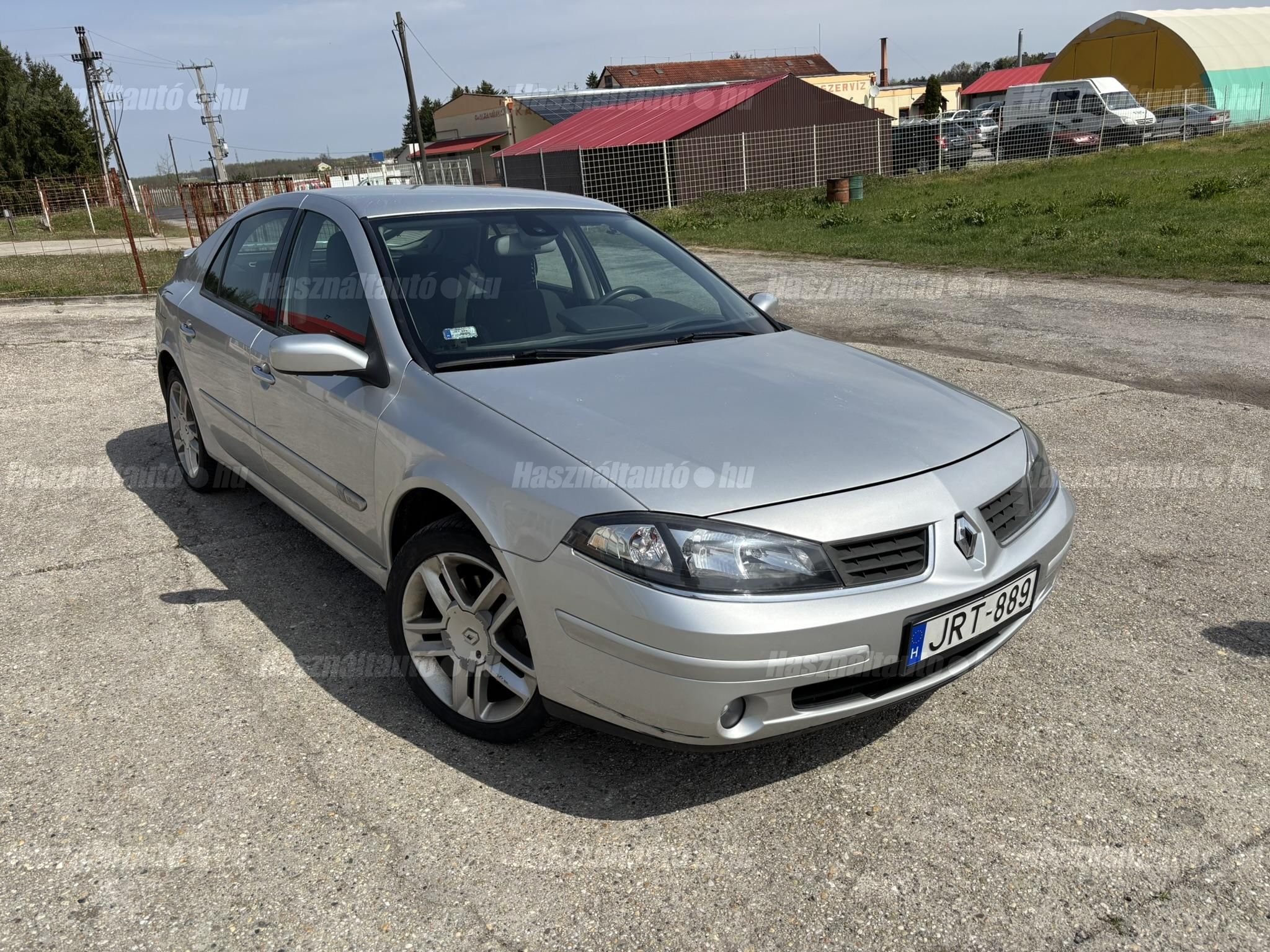 RENAULT LAGUNA 2005/6 - 1