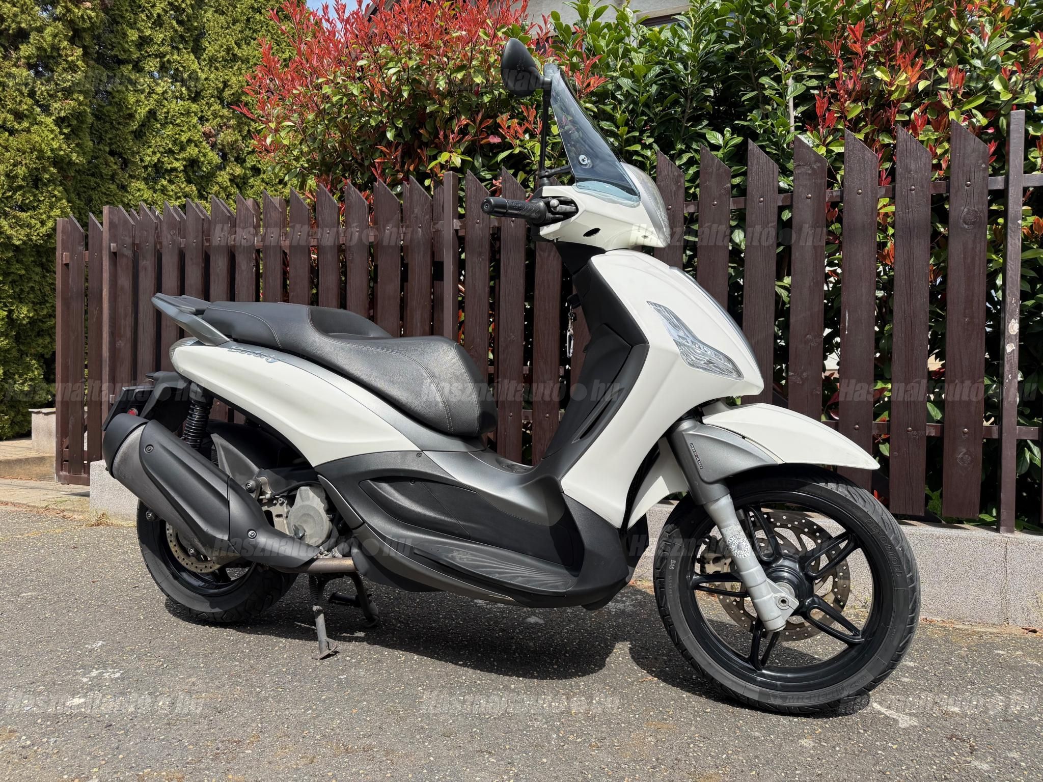 PIAGGIO BEVERLY 350 2019/1 - 1