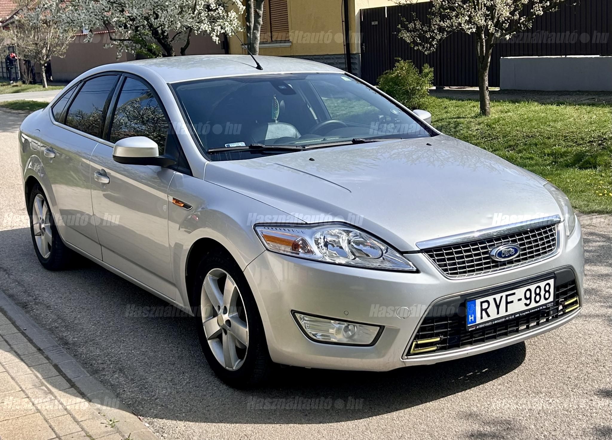 FORD MONDEO 2009/8 - 1