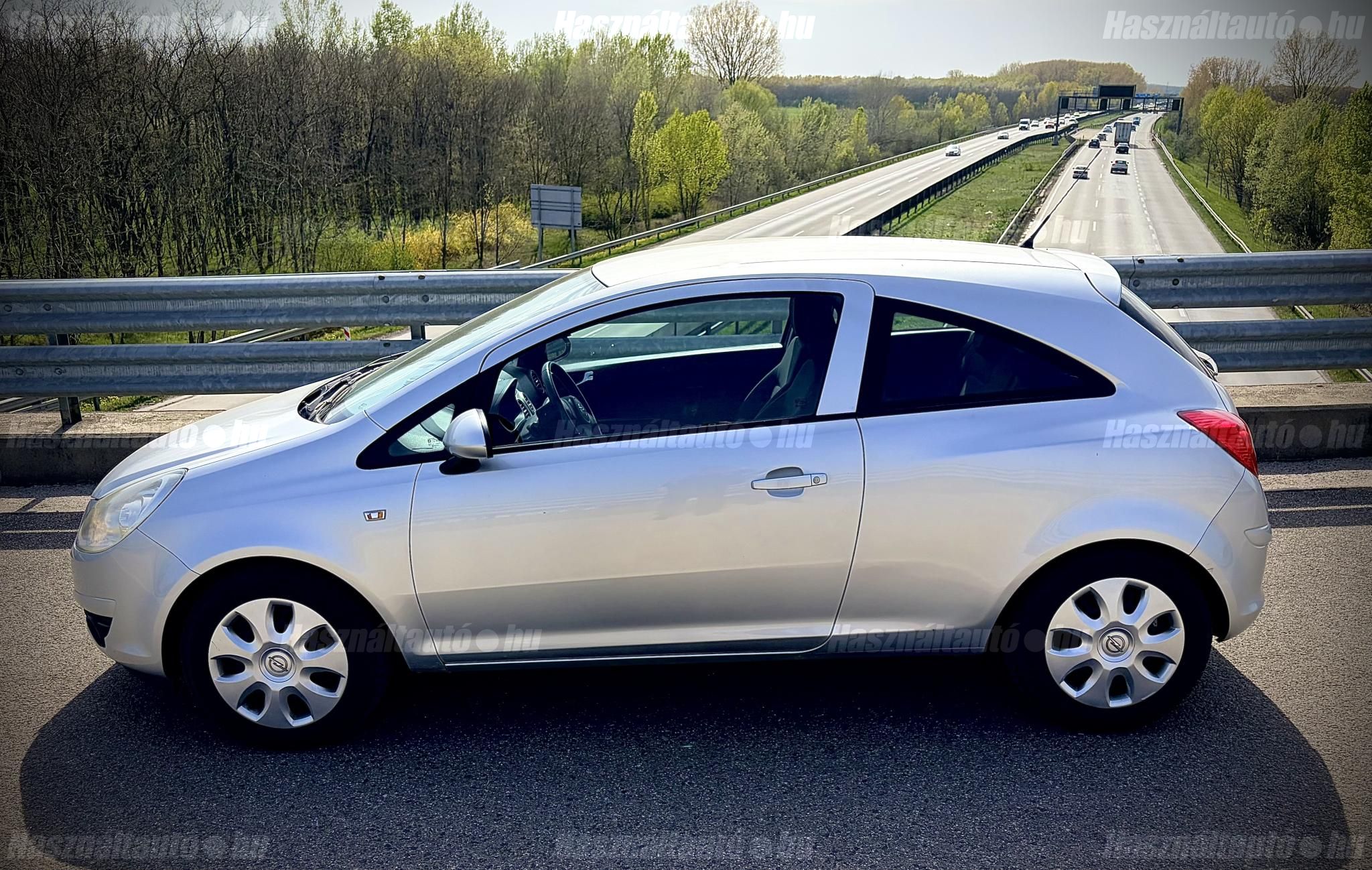 OPEL CORSA D 2008/4 - 1
