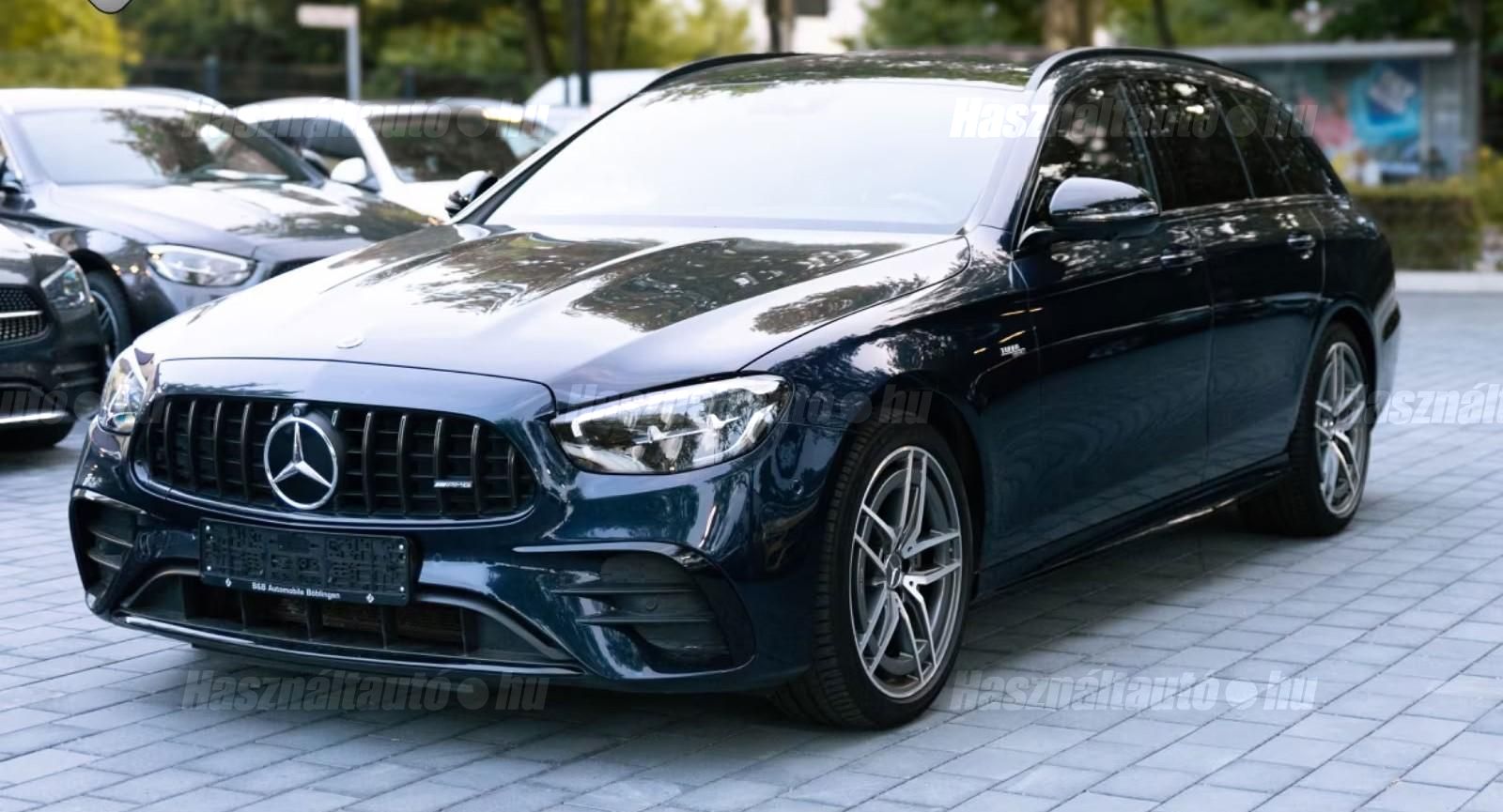 MERCEDES-AMG E 53 2022/6 - 1