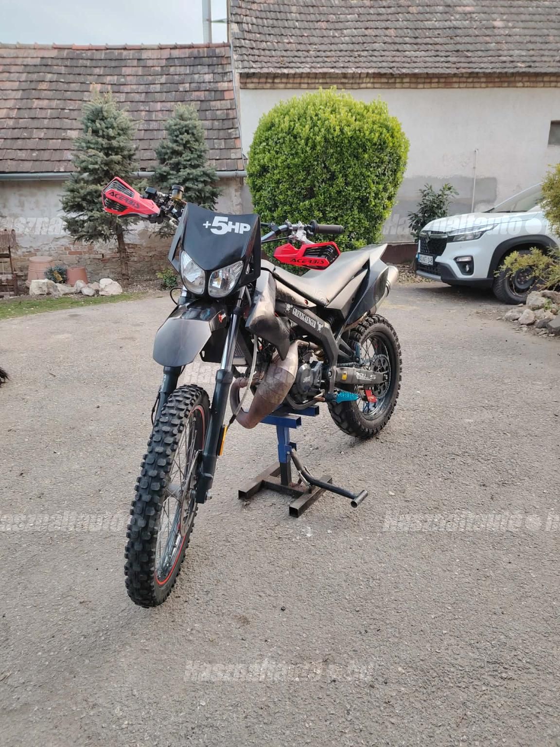 DERBI SM X-TREME 2013/5 - 1