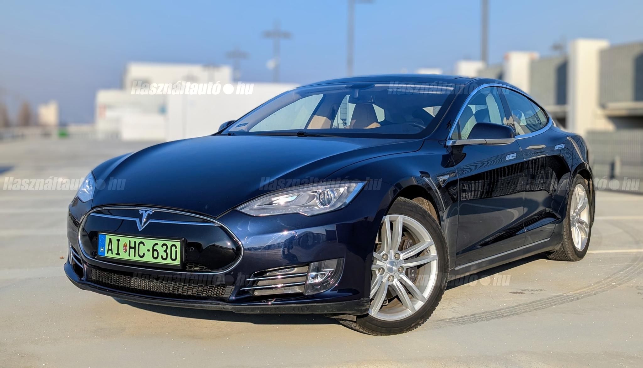 TESLA MODEL S 2014/9 - 1
