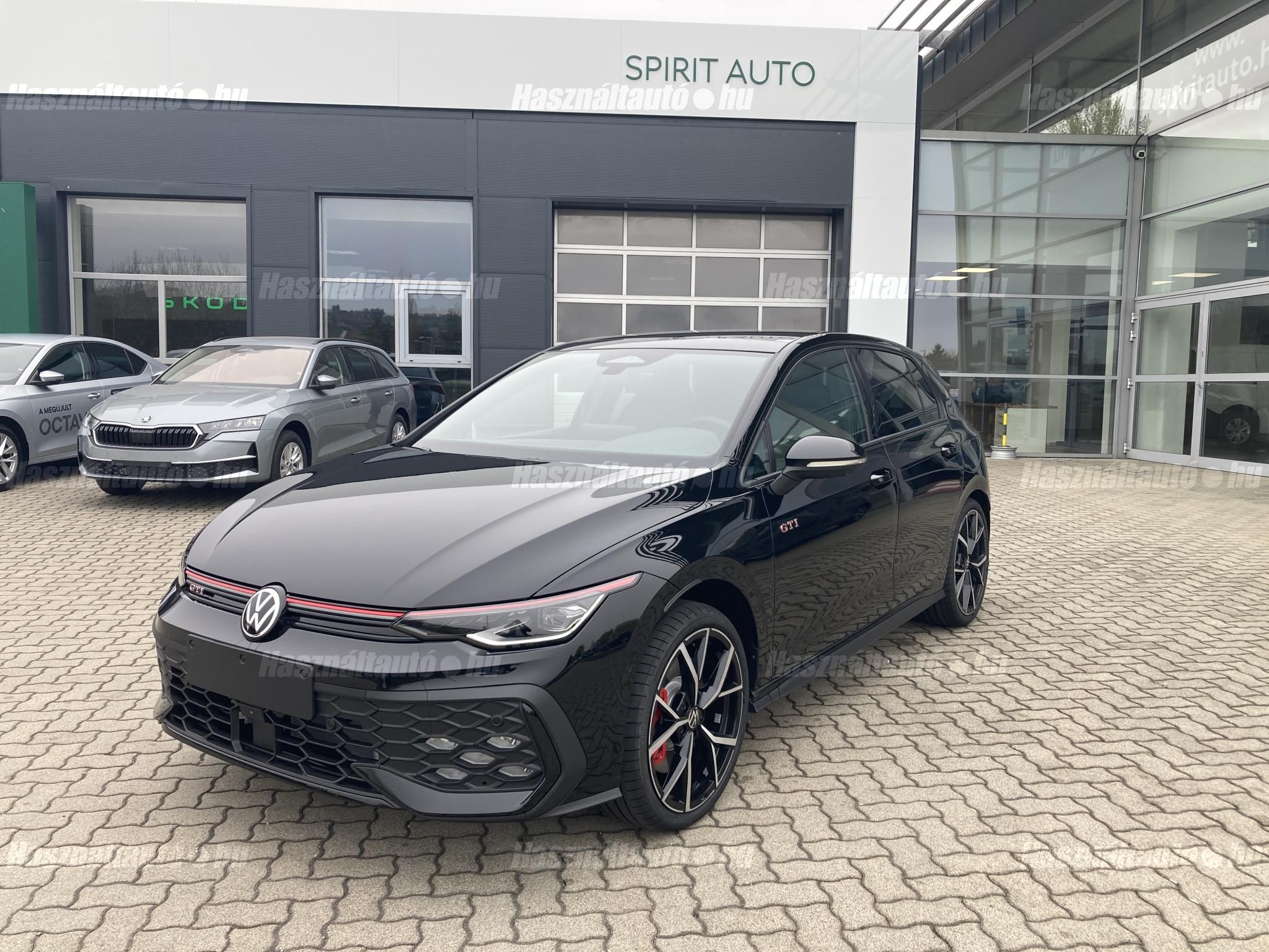 VOLKSWAGEN GOLF 2026 - 1