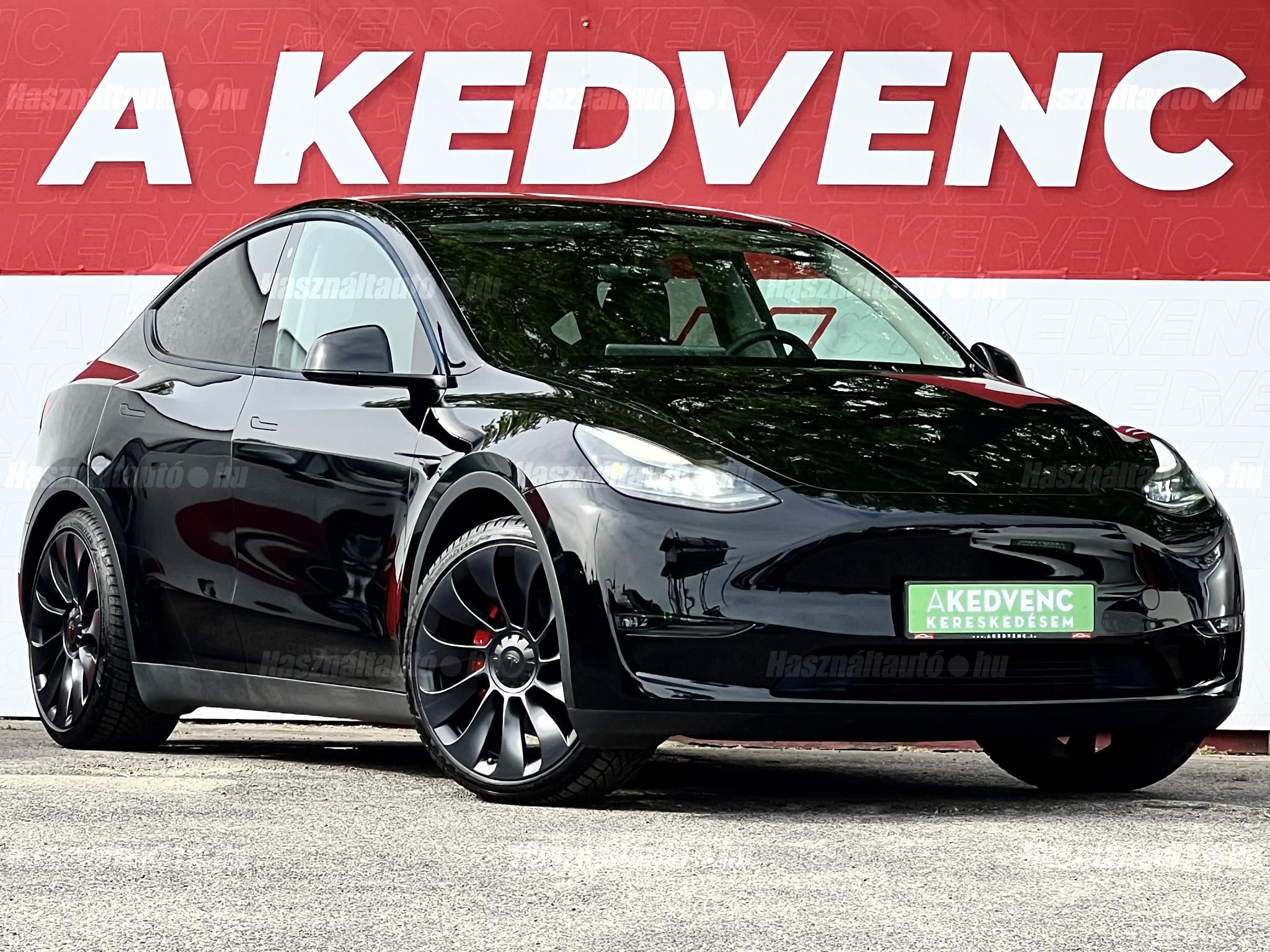 TESLA MODEL Y 2023/2 - 1