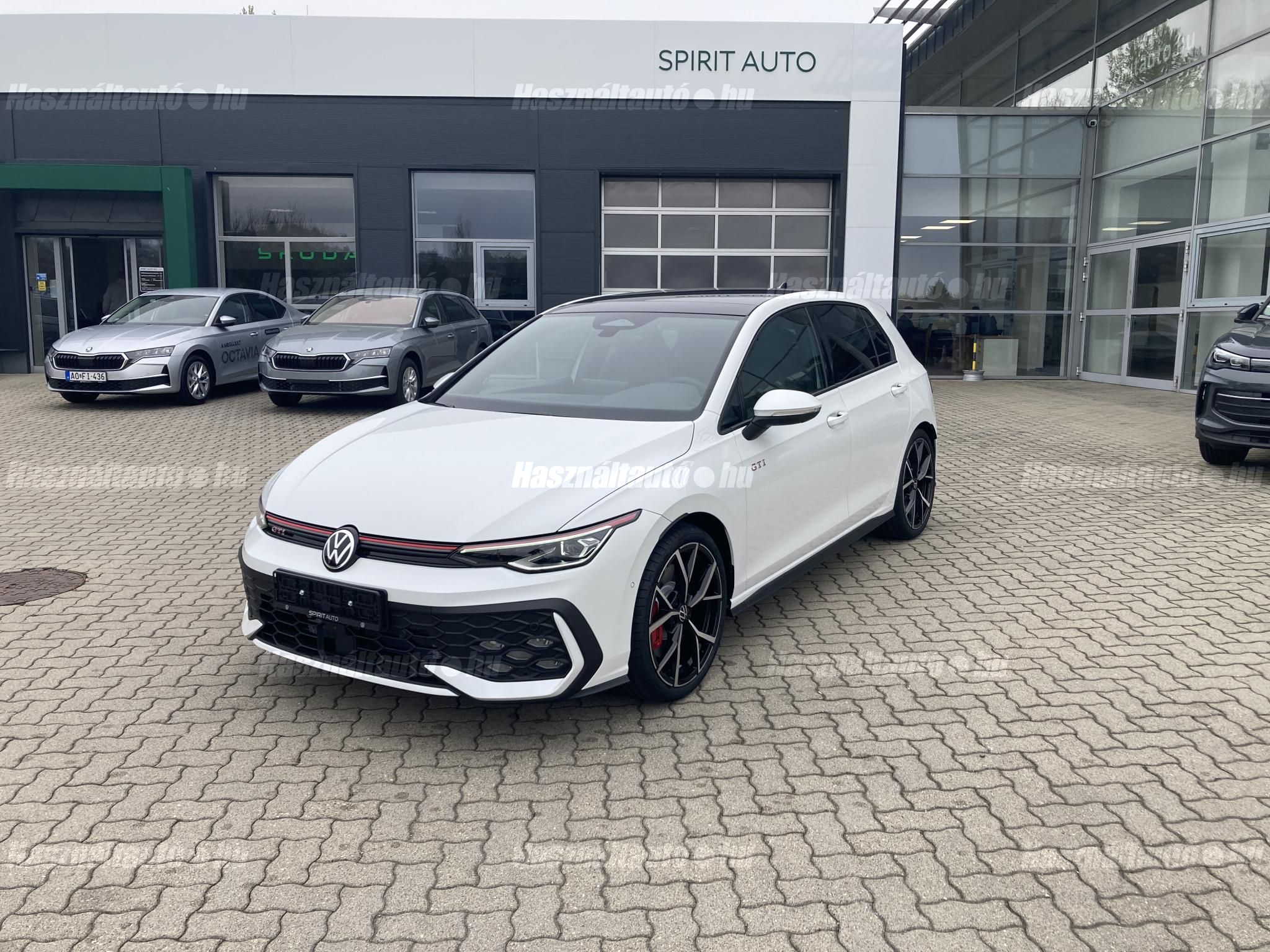 VOLKSWAGEN GOLF 2026 - 1