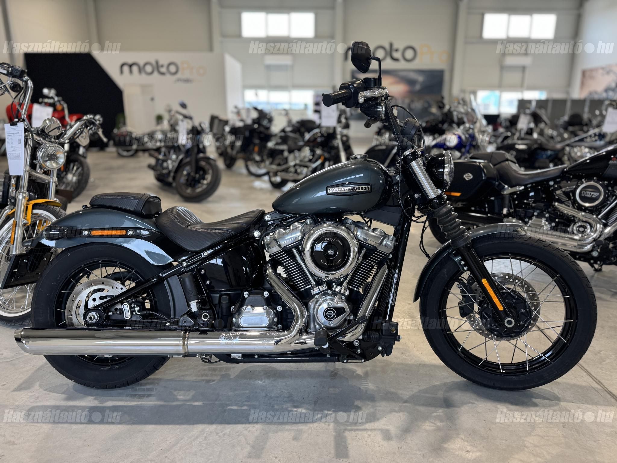 HARLEY-DAVIDSON STREET BOB 2025/2 - 1