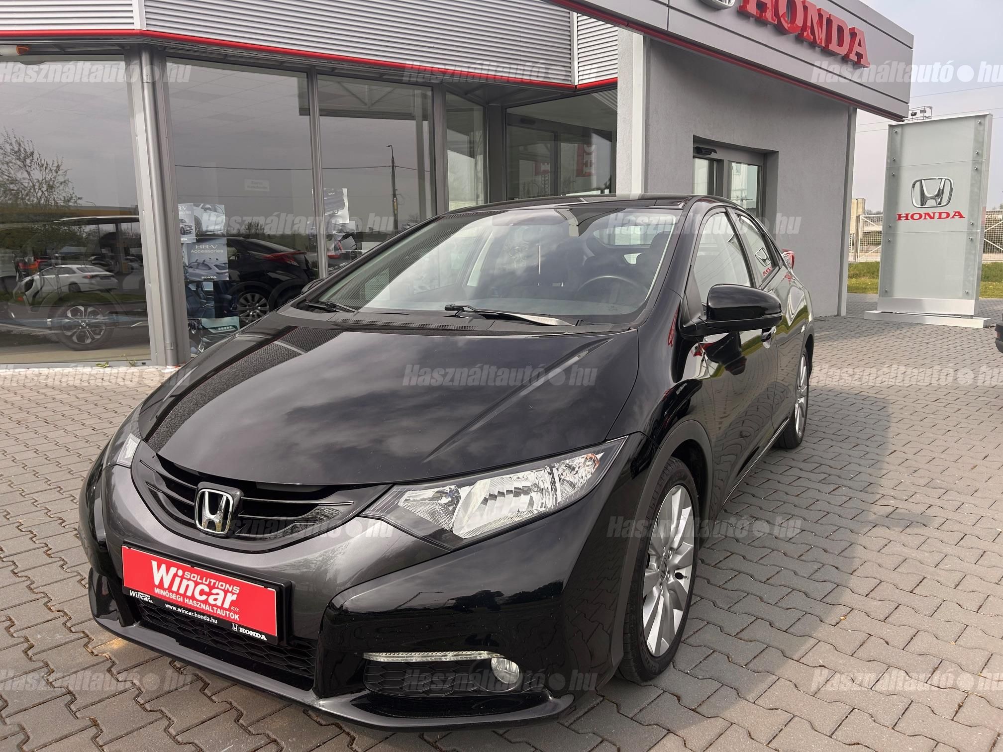 HONDA CIVIC 2013/5 - 1