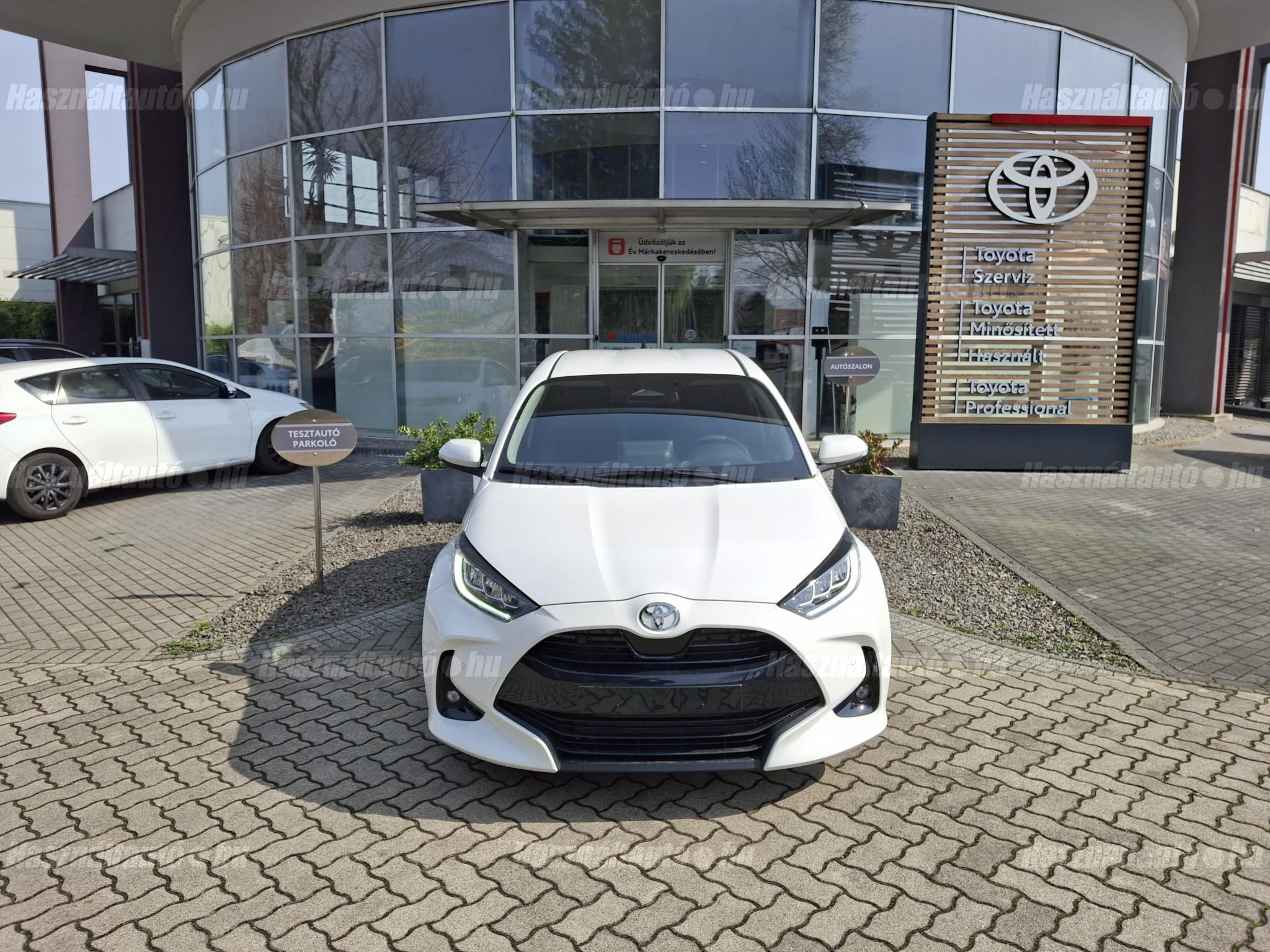 TOYOTA YARIS 2026 - 1
