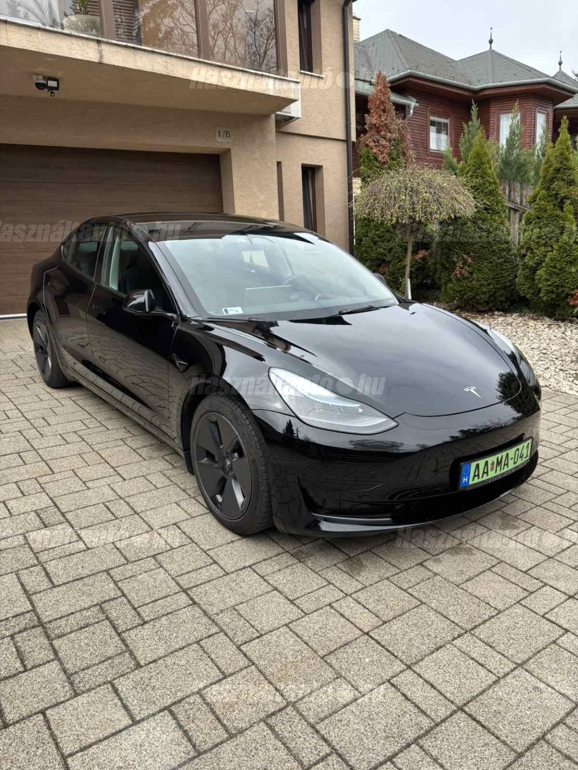TESLA MODEL 3 2022/10 - 1
