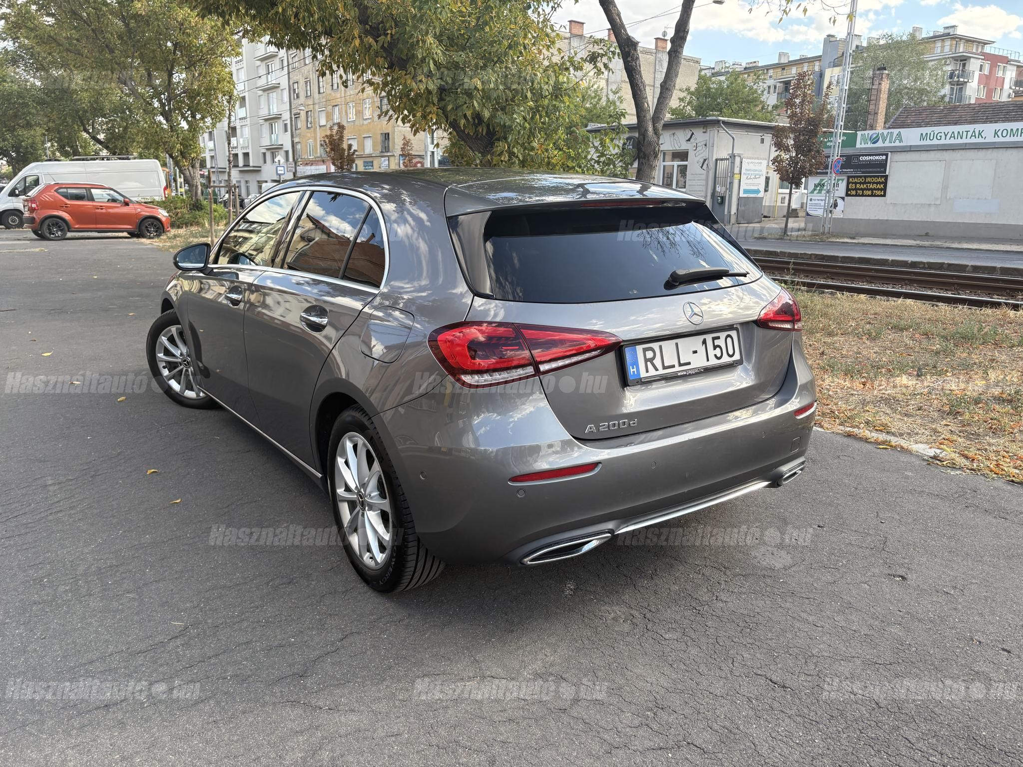 MERCEDES-BENZ A 200 2019/5 - 1
