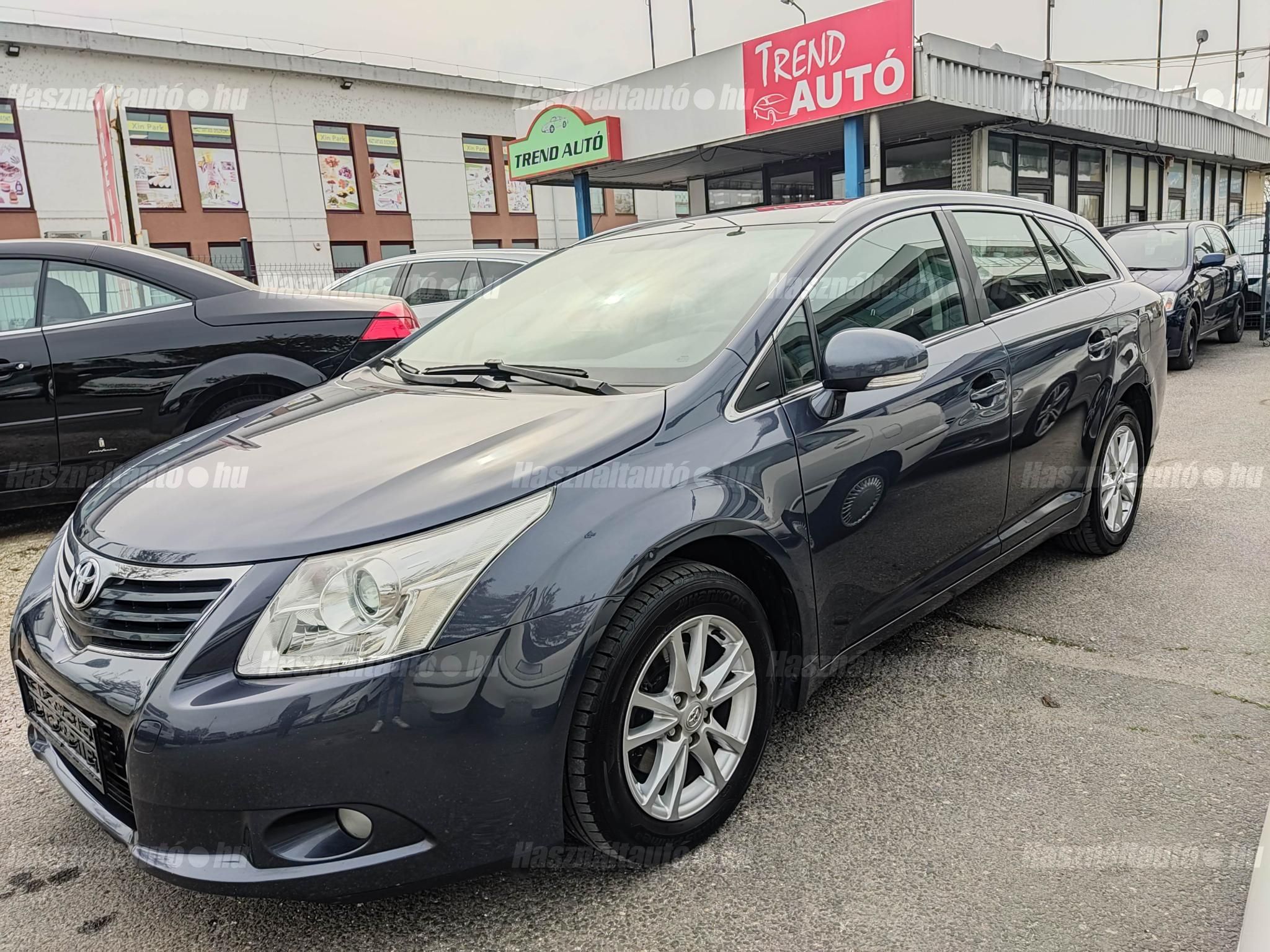 TOYOTA AVENSIS 2011/11 - 1
