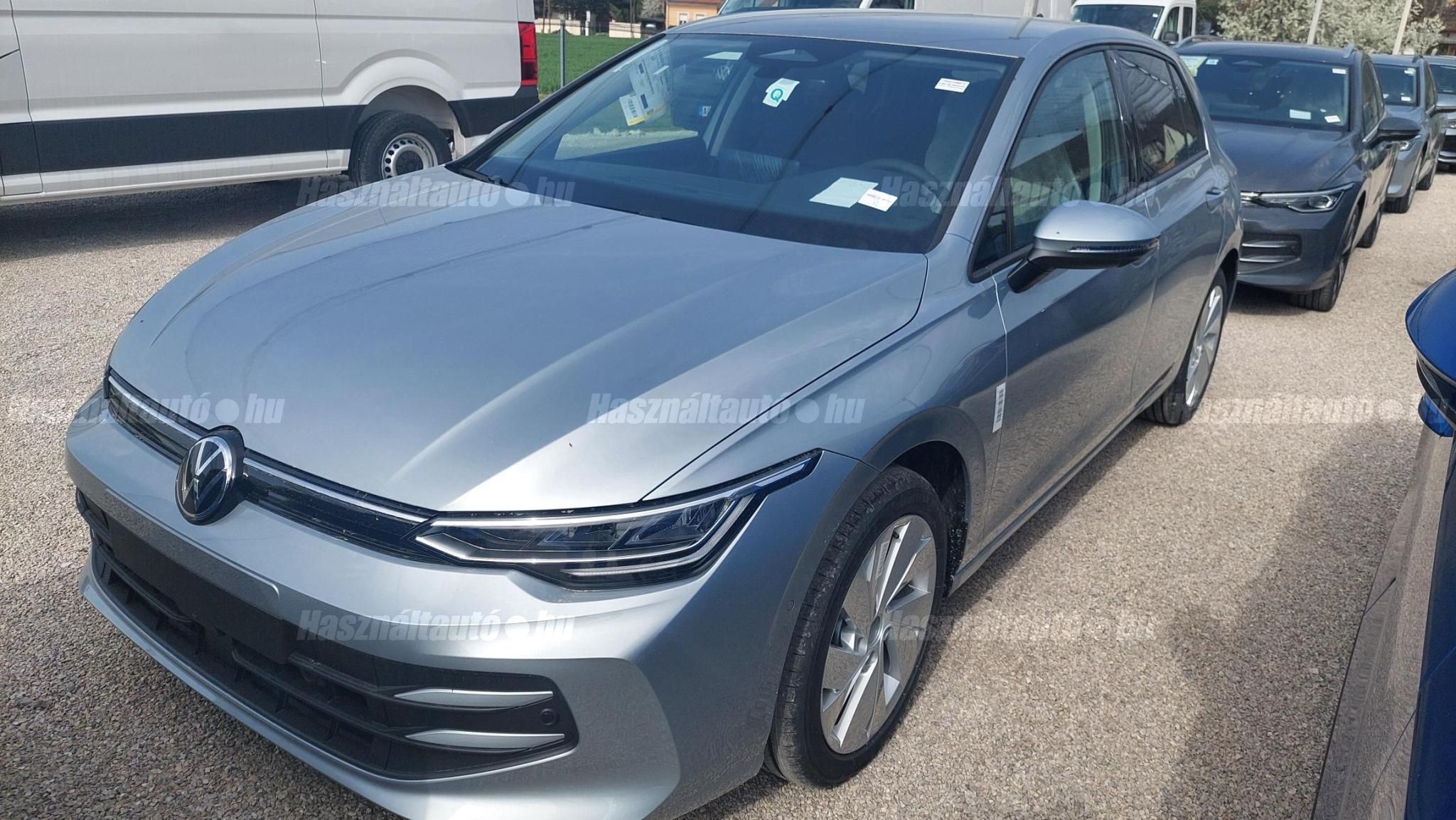 VOLKSWAGEN GOLF 2026 - 1