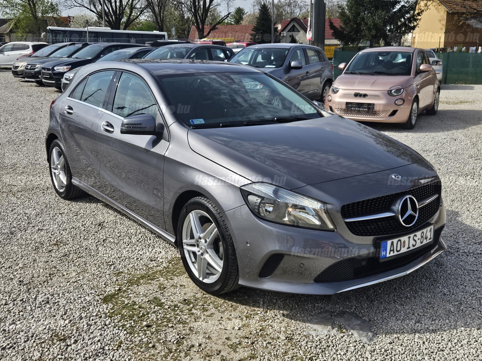 MERCEDES-BENZ A 160 2017/10 - 1