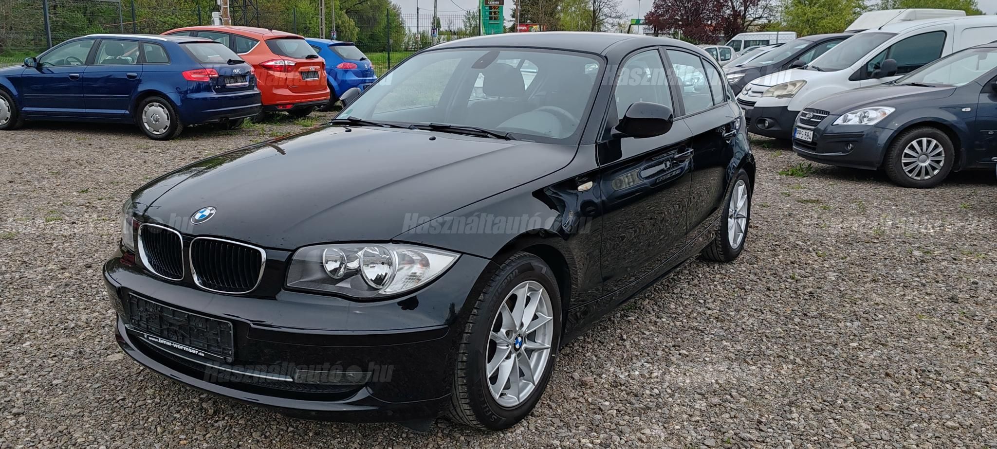 BMW 118 2011/4 - 1