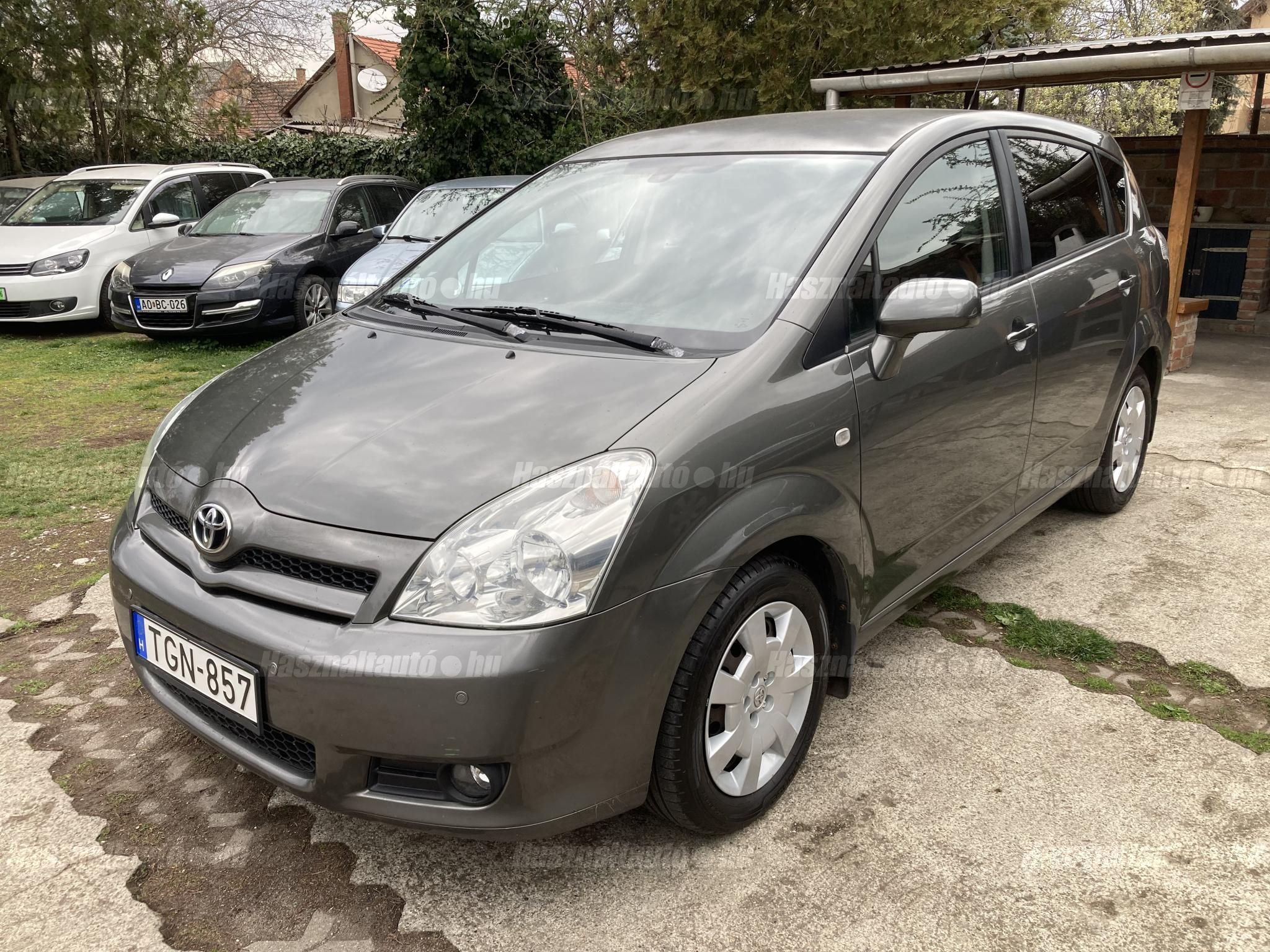 TOYOTA COROLLA VERSO 2006/11 - 1
