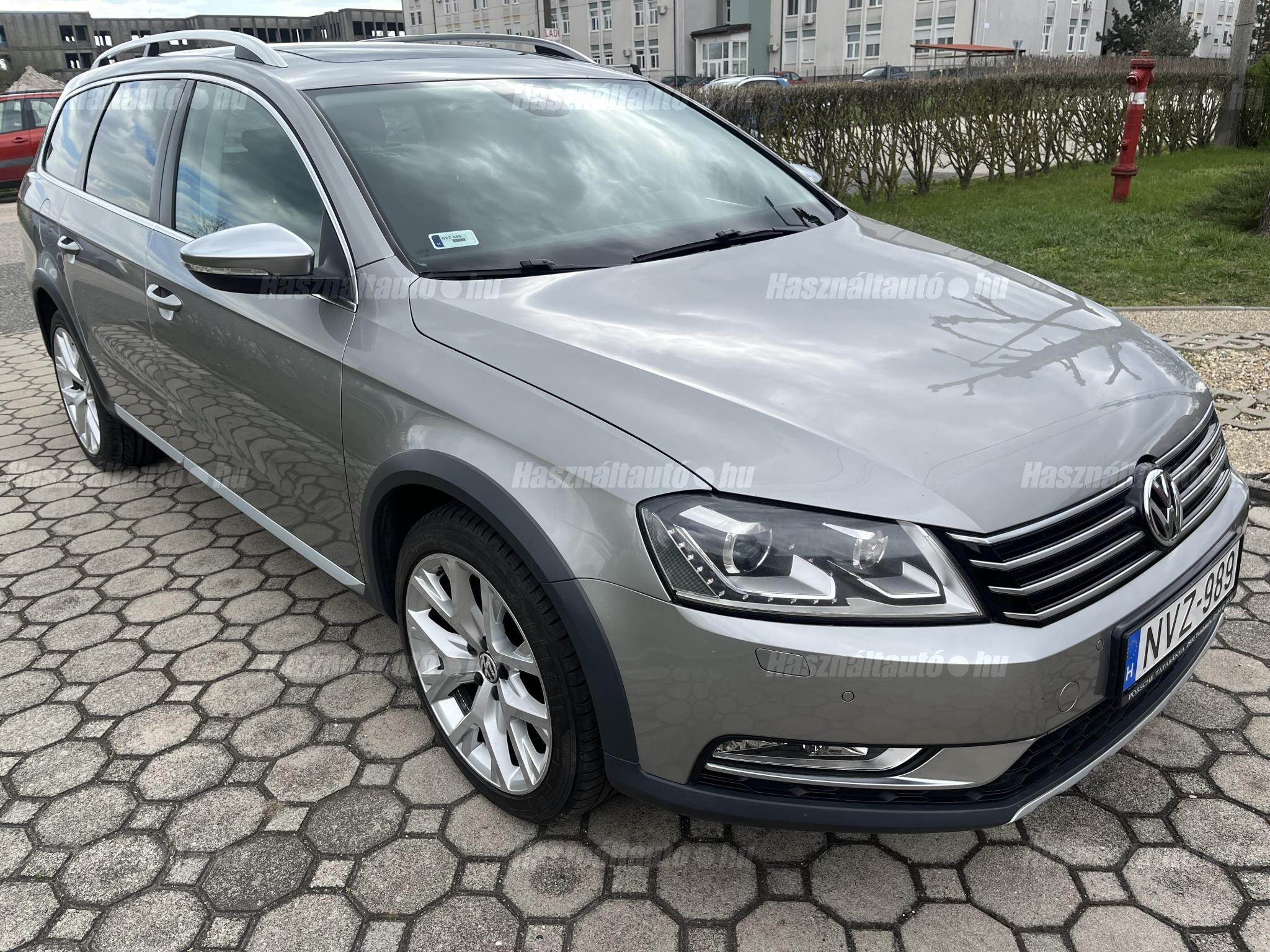 VOLKSWAGEN PASSAT 2013/3 - 1
