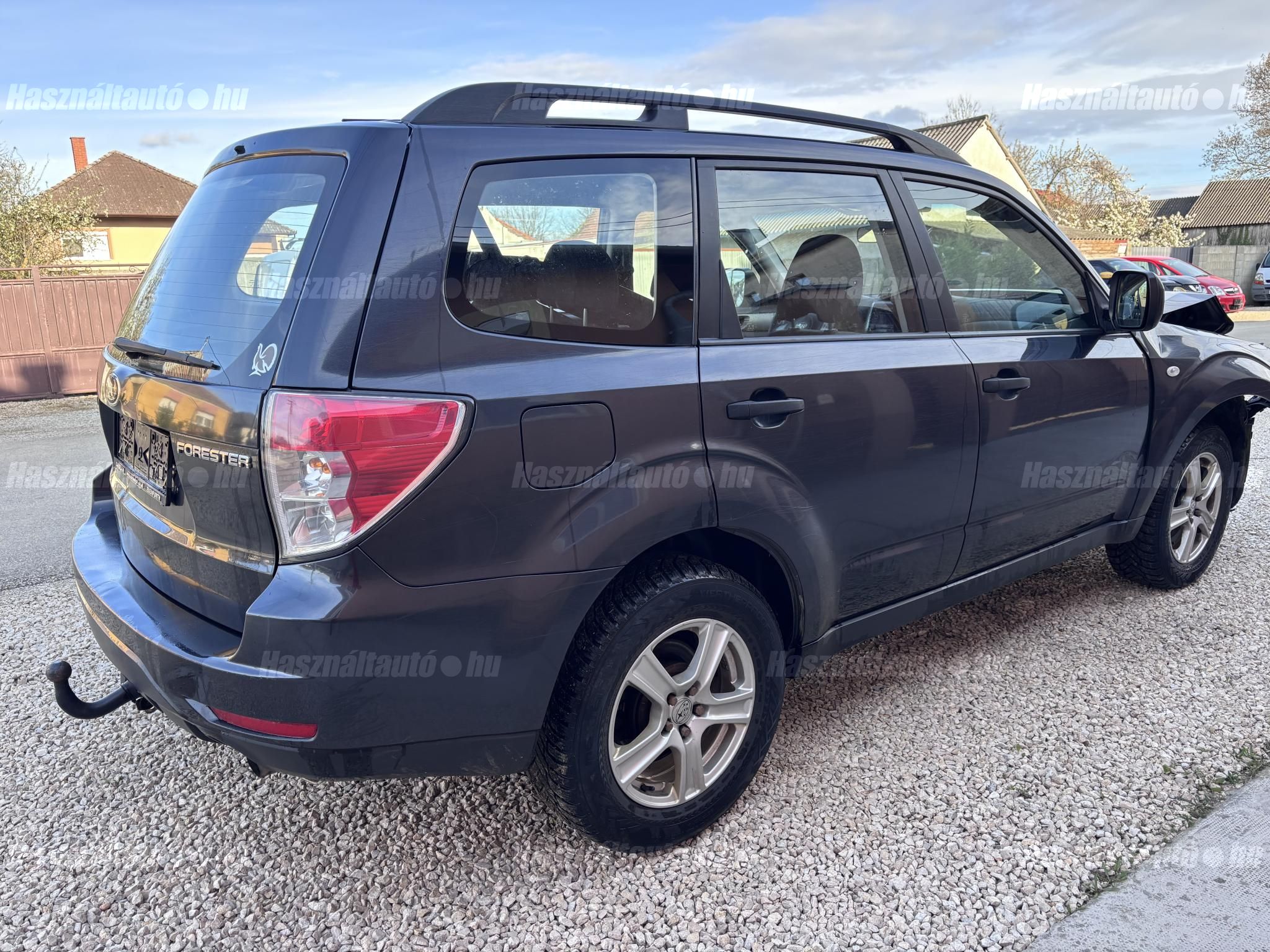 SUBARU FORESTER 2010 - 1