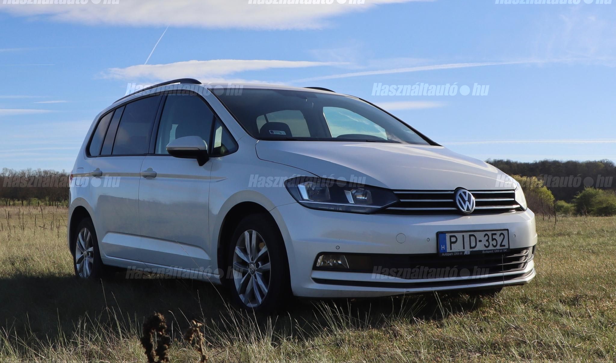 VOLKSWAGEN TOURAN 2017/9 - 1