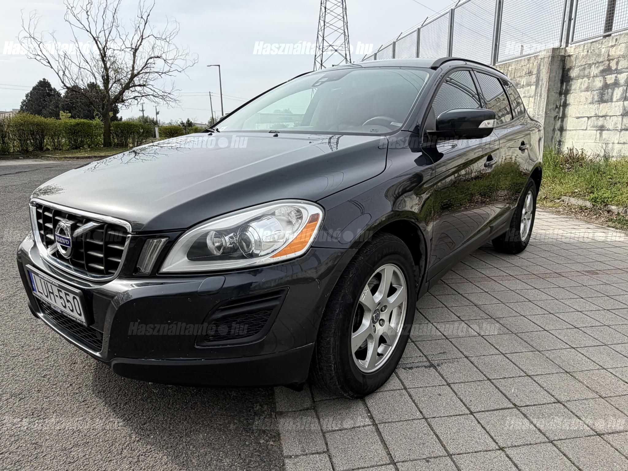 VOLVO XC60 2010 - 1