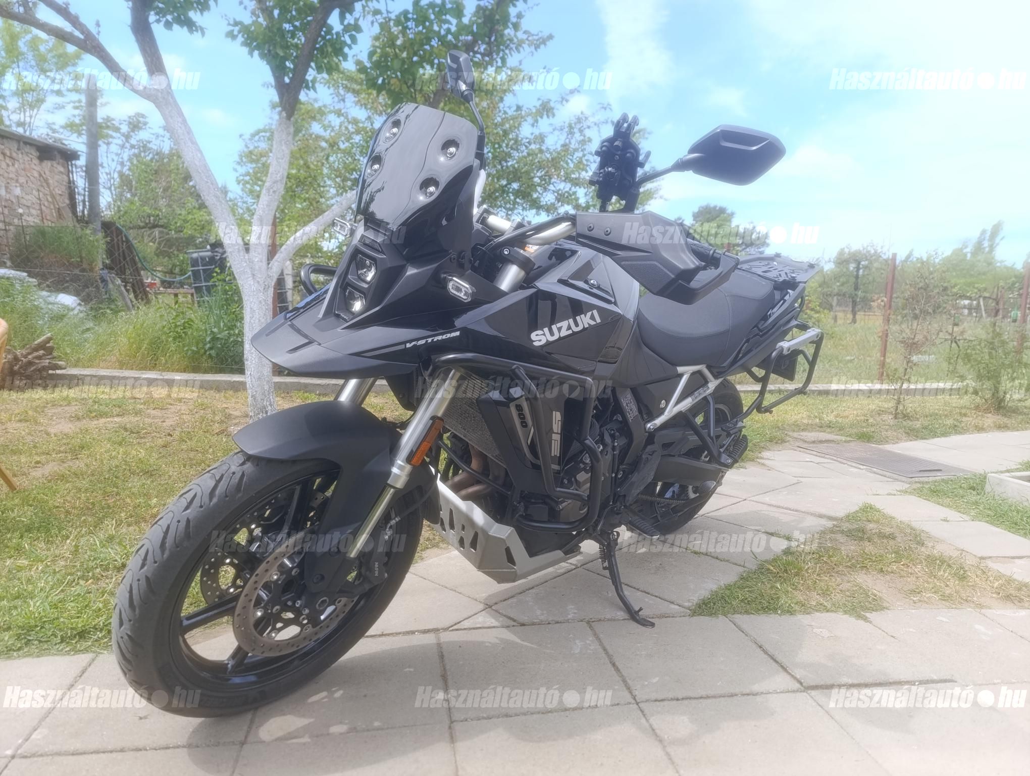 SUZUKI DL 800 2024/7 - 1
