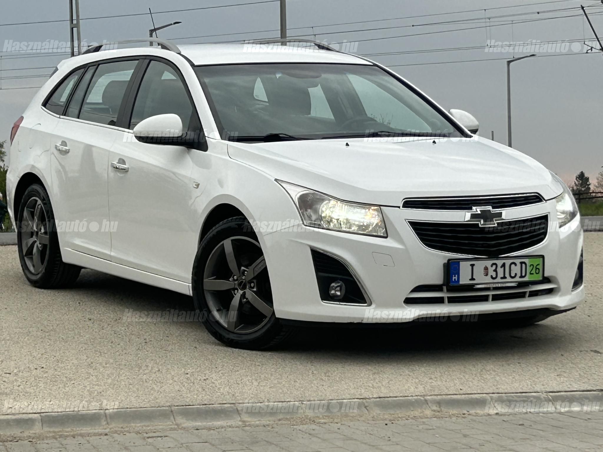 CHEVROLET CRUZE 2013/4 - 1