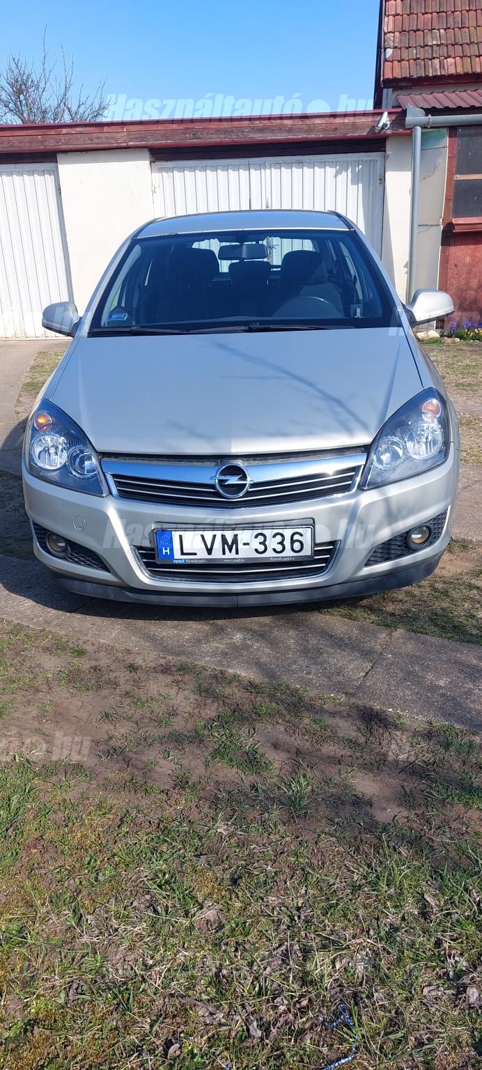 OPEL ASTRA H 2011/3 - 1